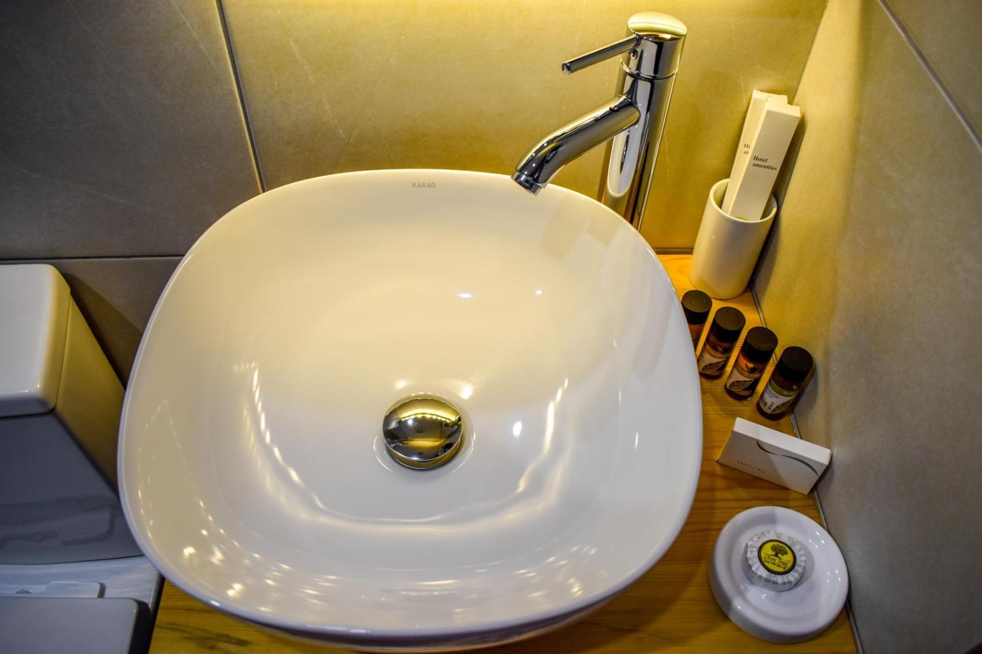 Entelia Hotel 3*