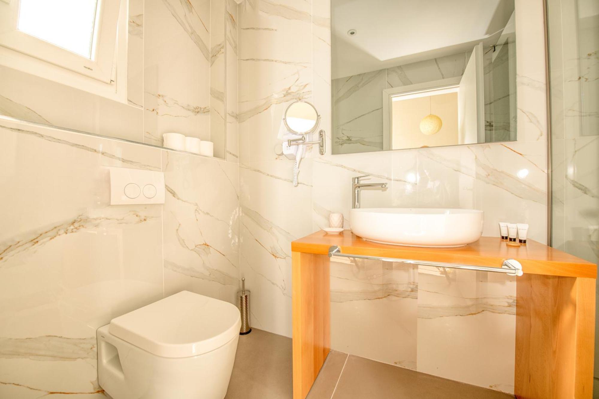 Ekati Mare Lifestyle 4* Kavos