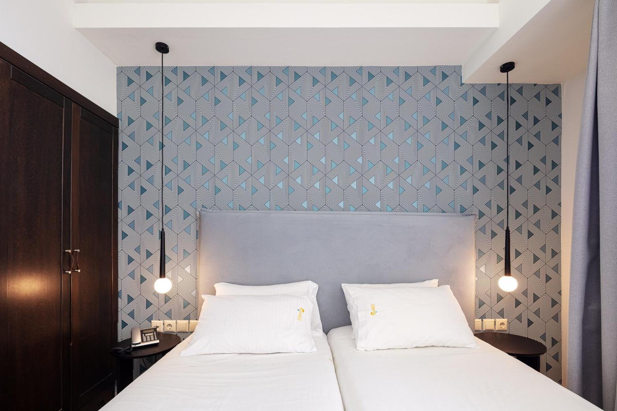 Steris Elegant & Aparthotel