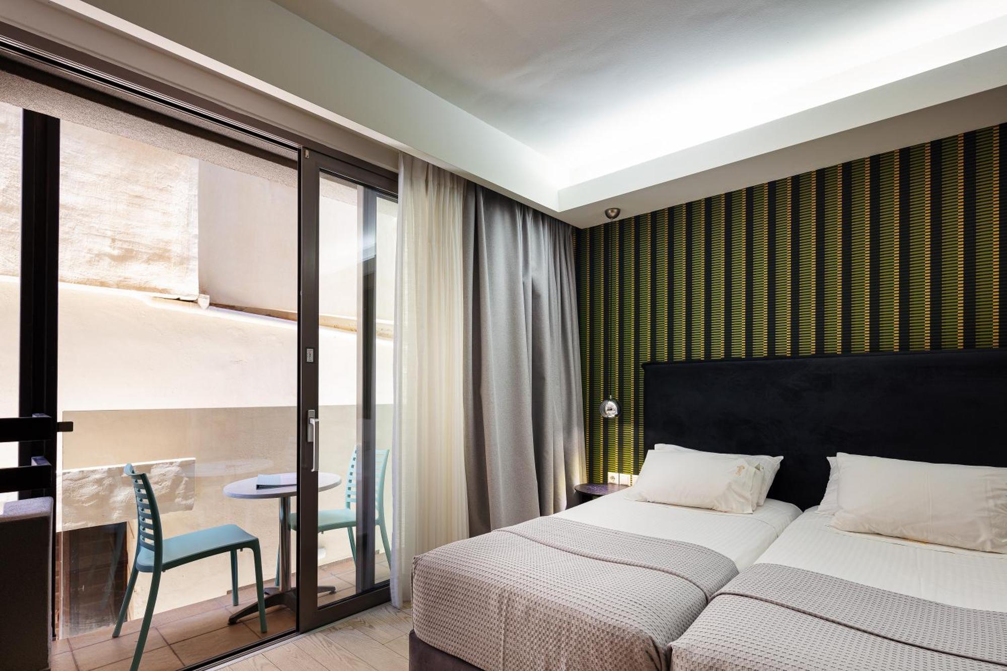 Steris Elegant & Aparthotel 3*