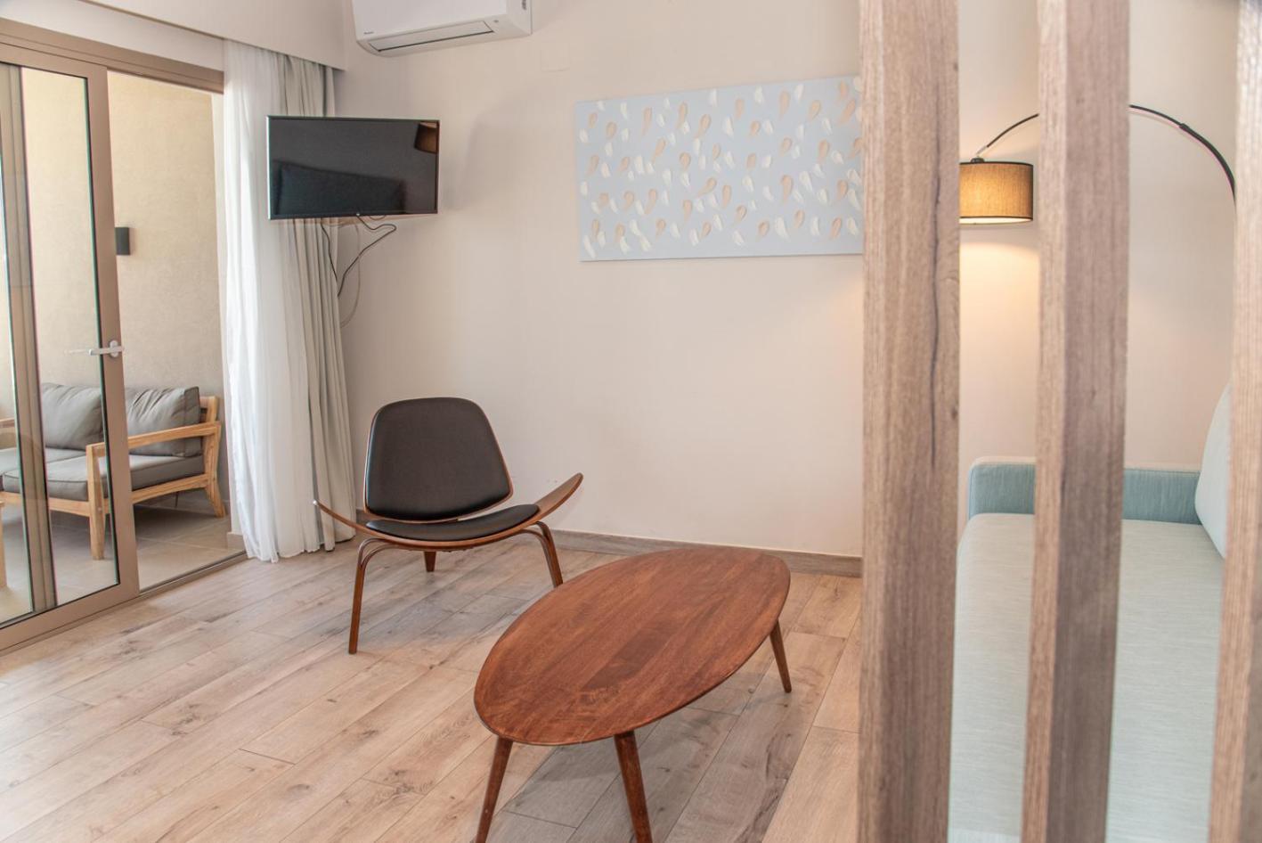 Kaiser Luxury Aparthotel