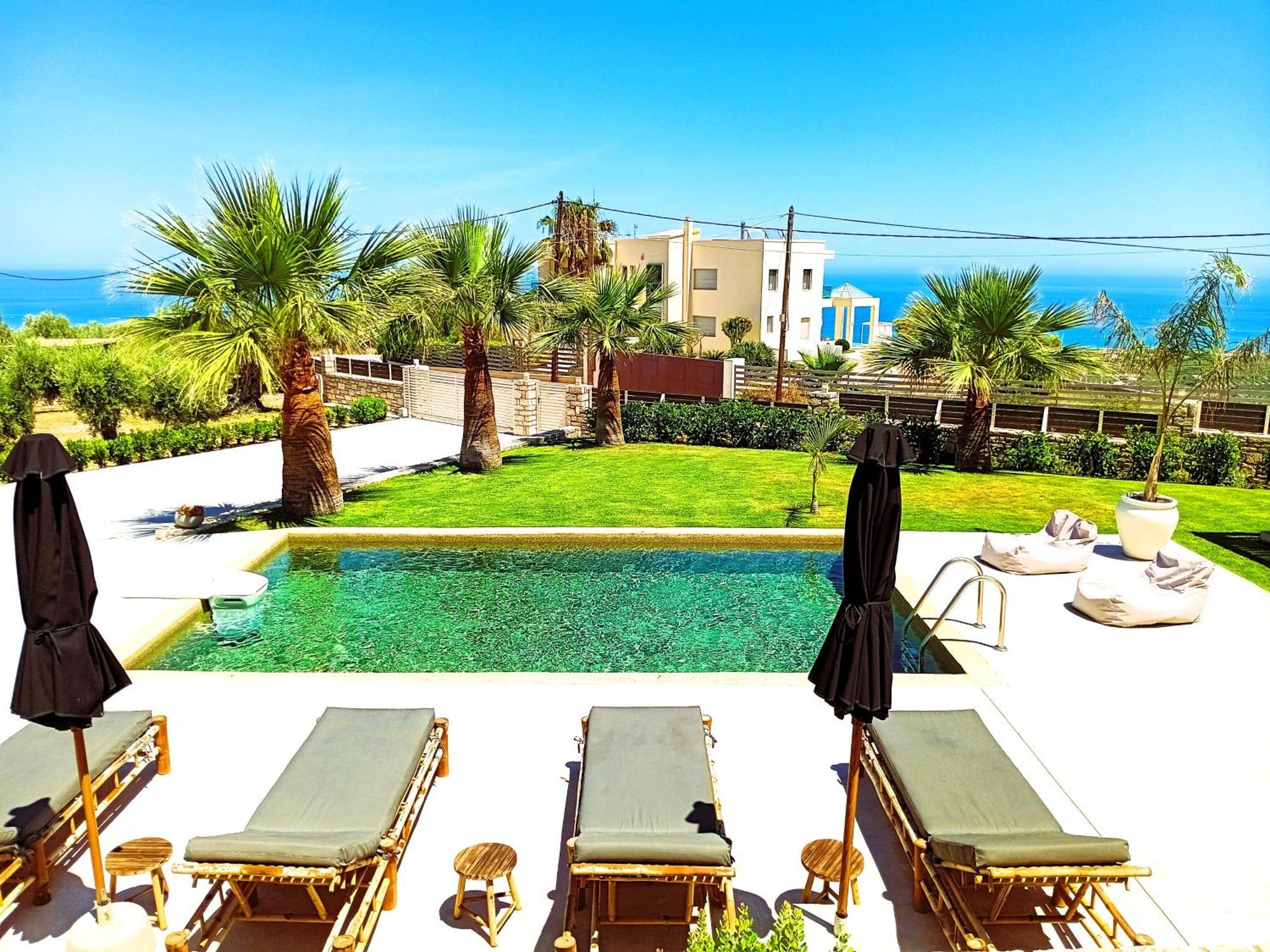 Elia Villa Maroulas