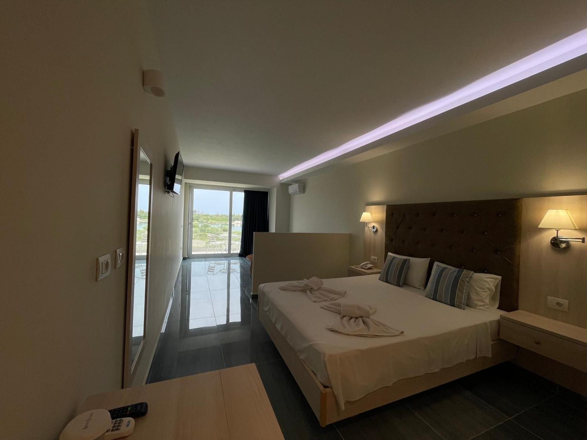 Hotel Laguna