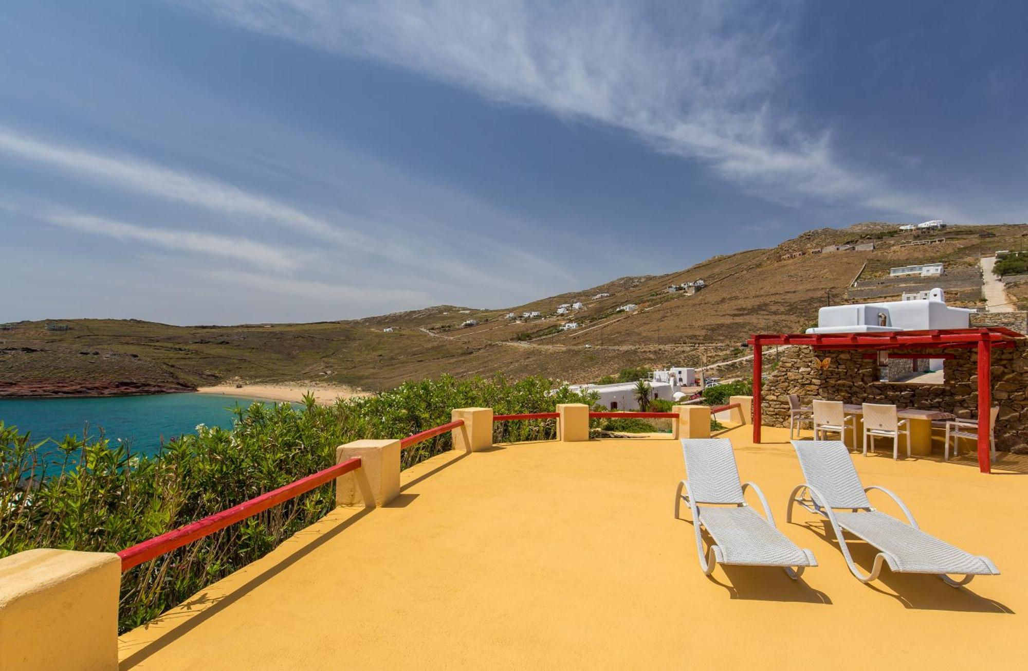 Cosy Three Bedroom In Agios Sostis Holiday home