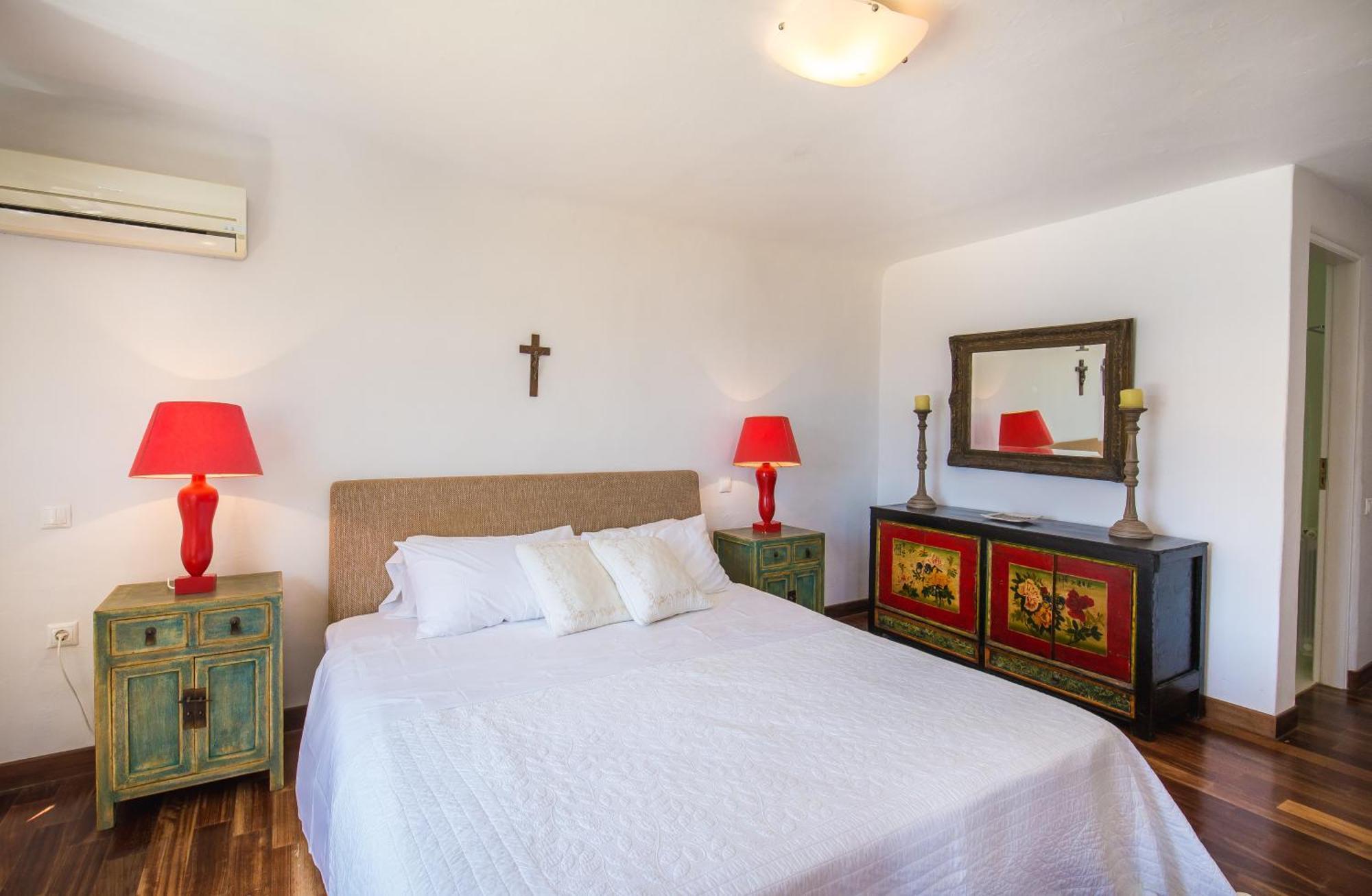 Cosy Three Bedroom In Agios Sostis Holiday home Mykonos Town