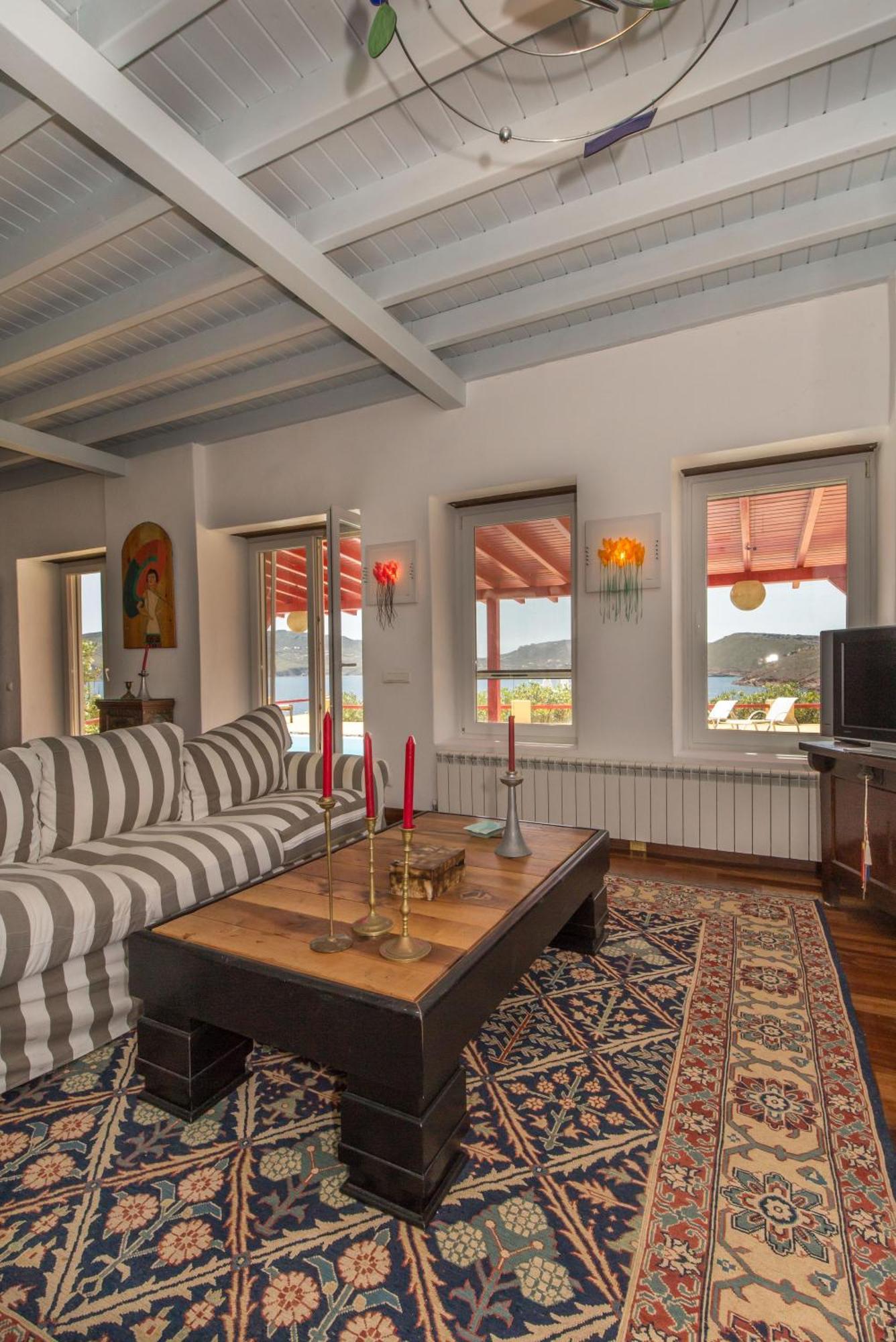 Cosy Three Bedroom In Agios Sostis * Mykonos Town