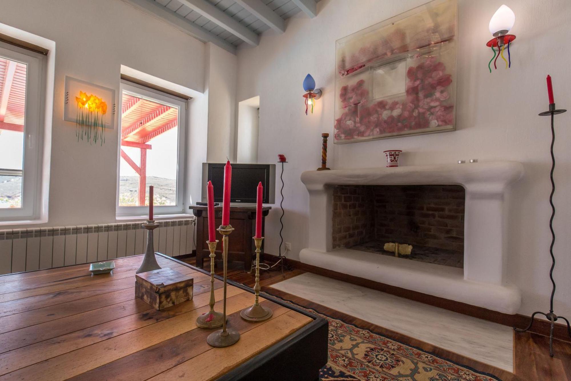 Cosy Three Bedroom In Agios Sostis Holiday home *