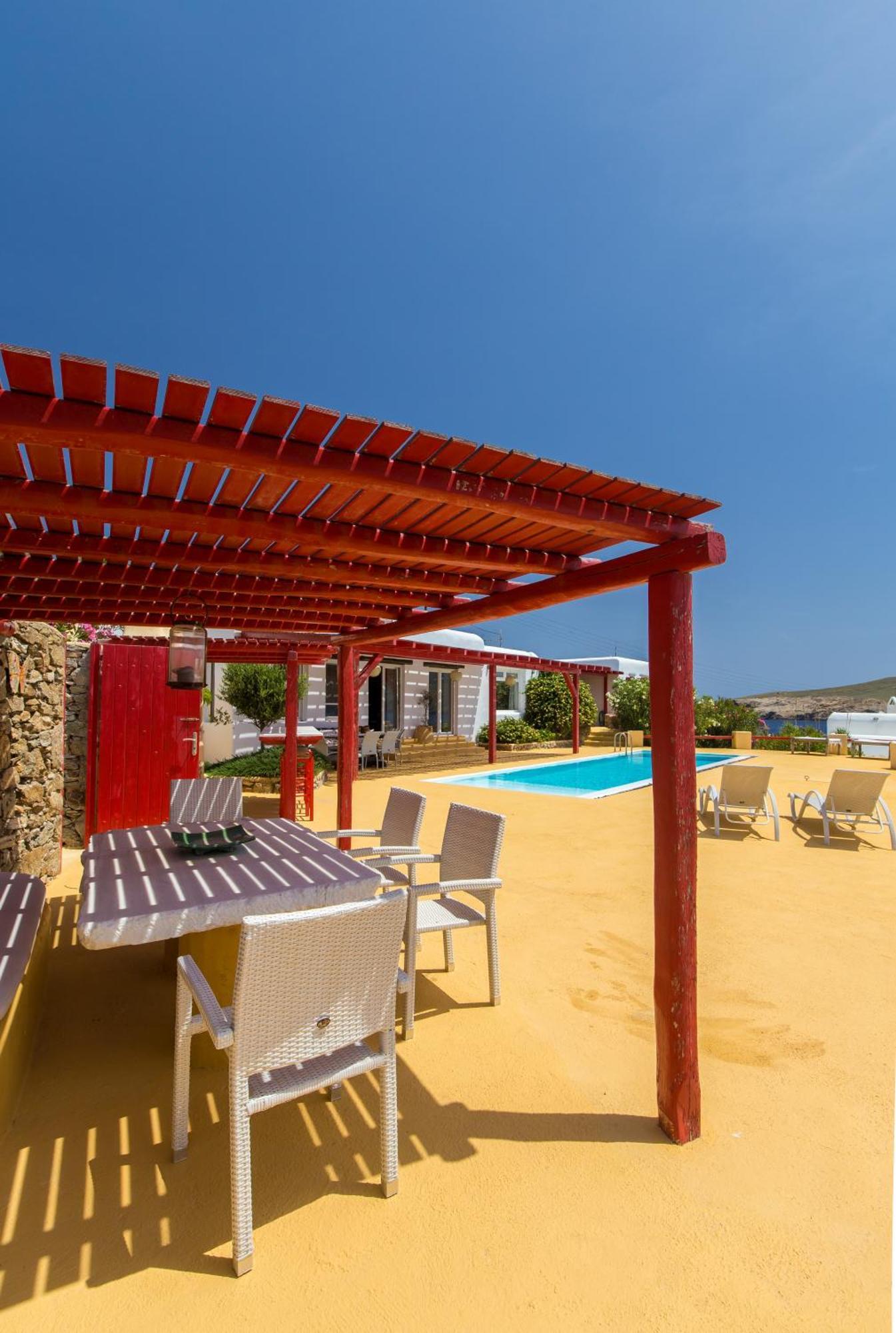 Holiday home Cosy Three Bedroom In Agios Sostis Mykonos Town