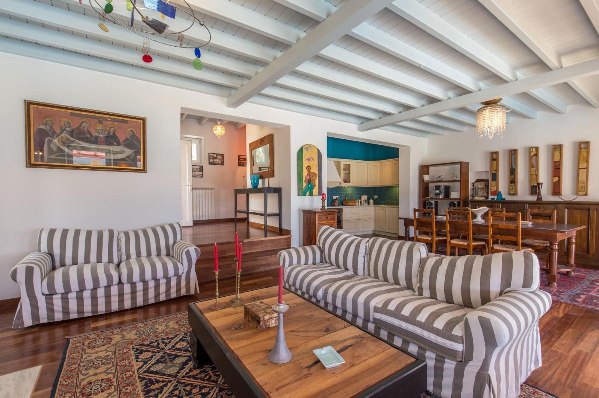 Cosy Three Bedroom In Agios Sostis *