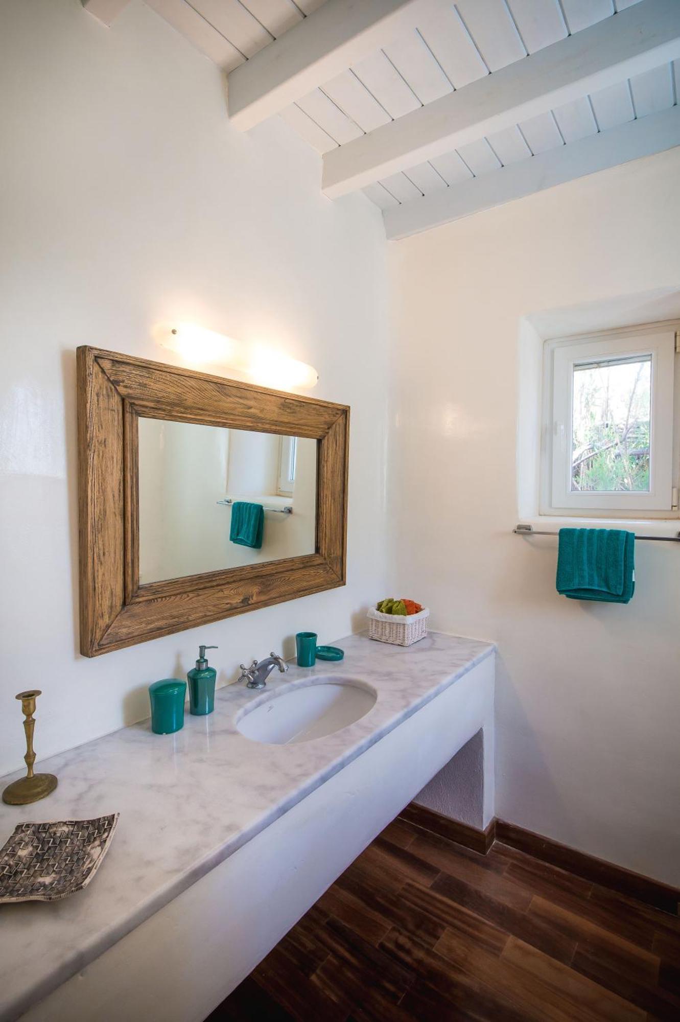 Cosy Three Bedroom In Agios Sostis * Mykonos Town