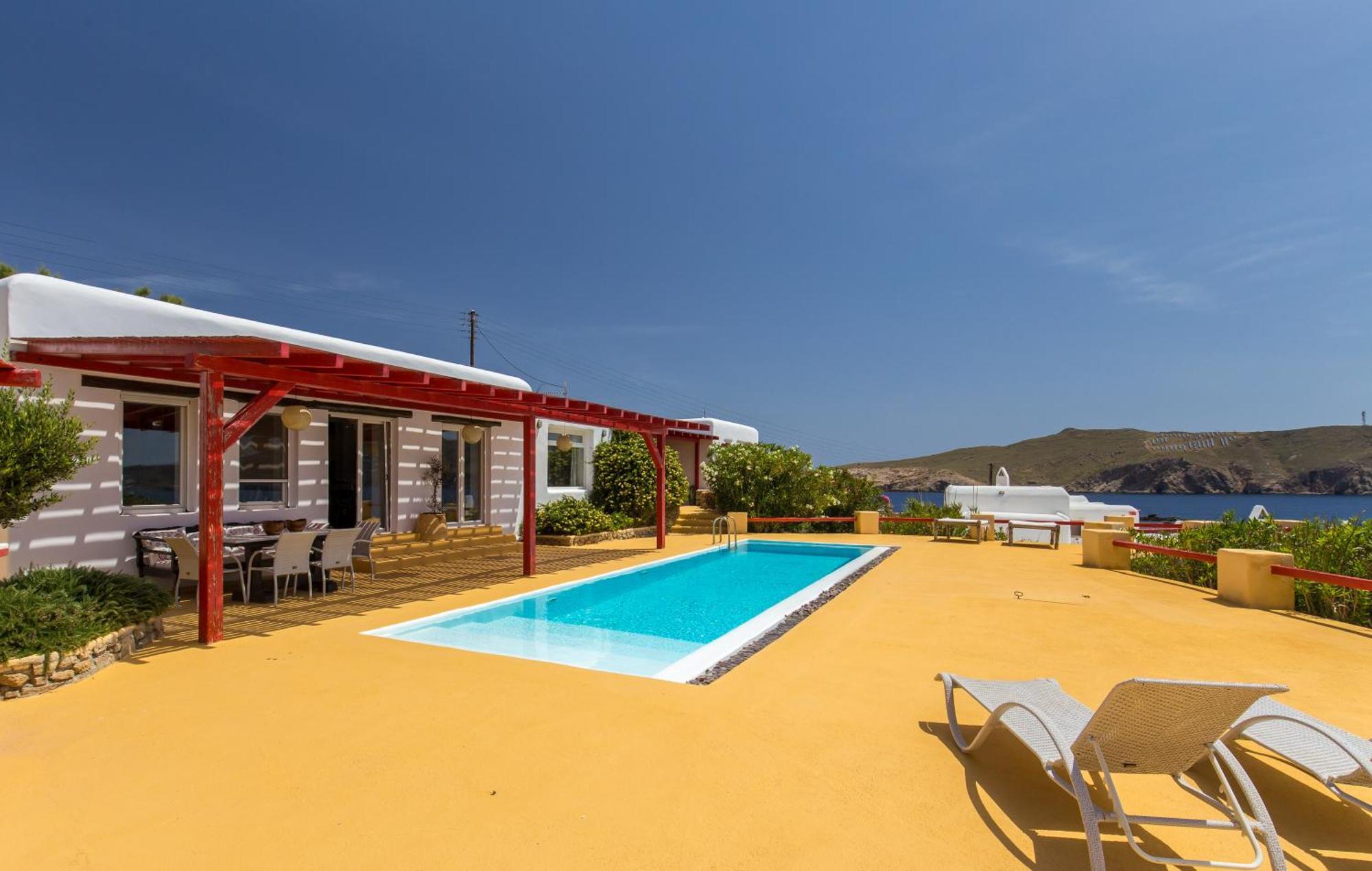 Cosy Three Bedroom In Agios Sostis * Mykonos Town