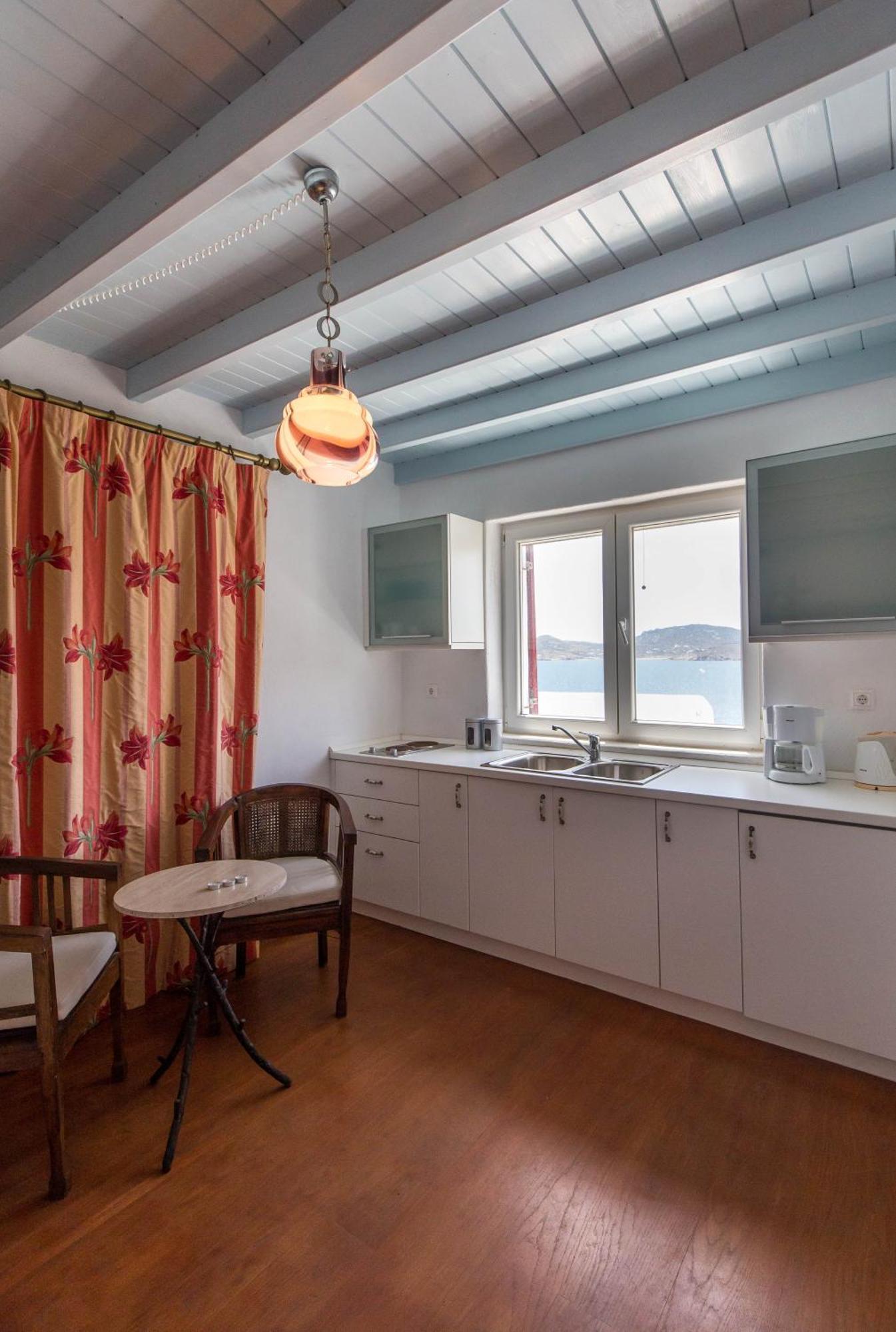 Cosy Three Bedroom In Agios Sostis Mykonos Town