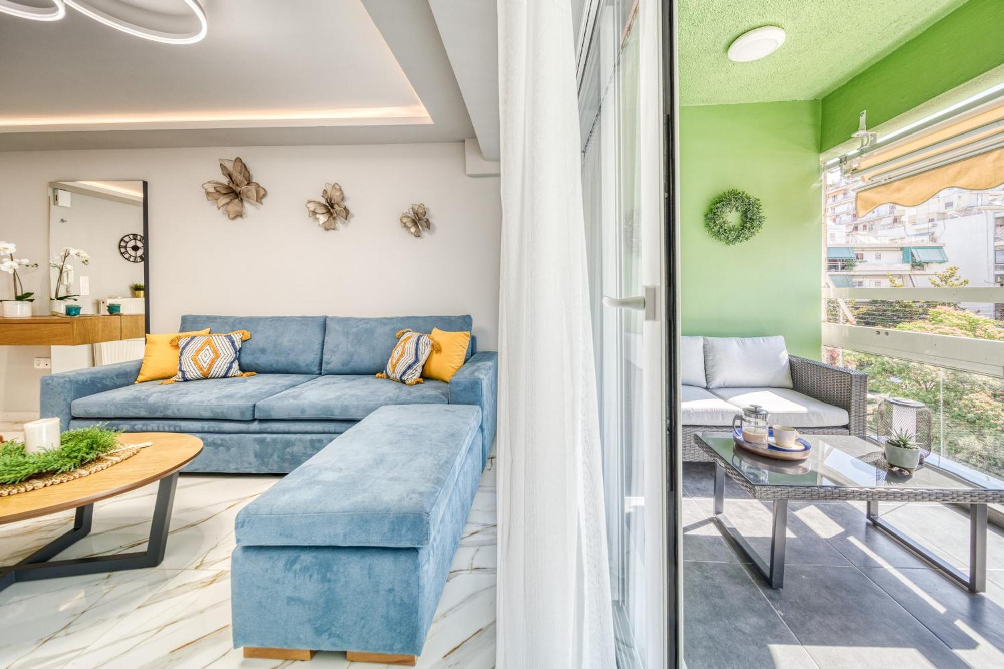 Apartment Riviera, Seaview, Beachfront, Lux On Starbucks Building Athens