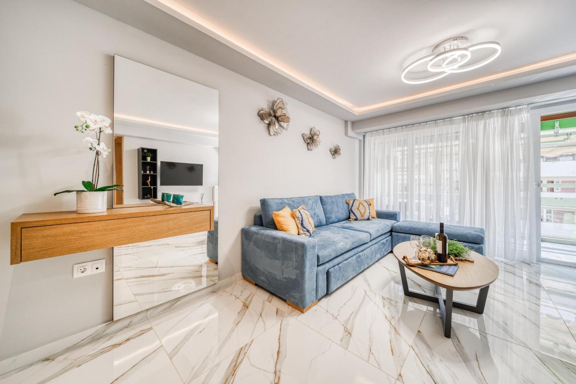 Apartment Riviera, Seaview, Beachfront, Lux On Starbucks Building