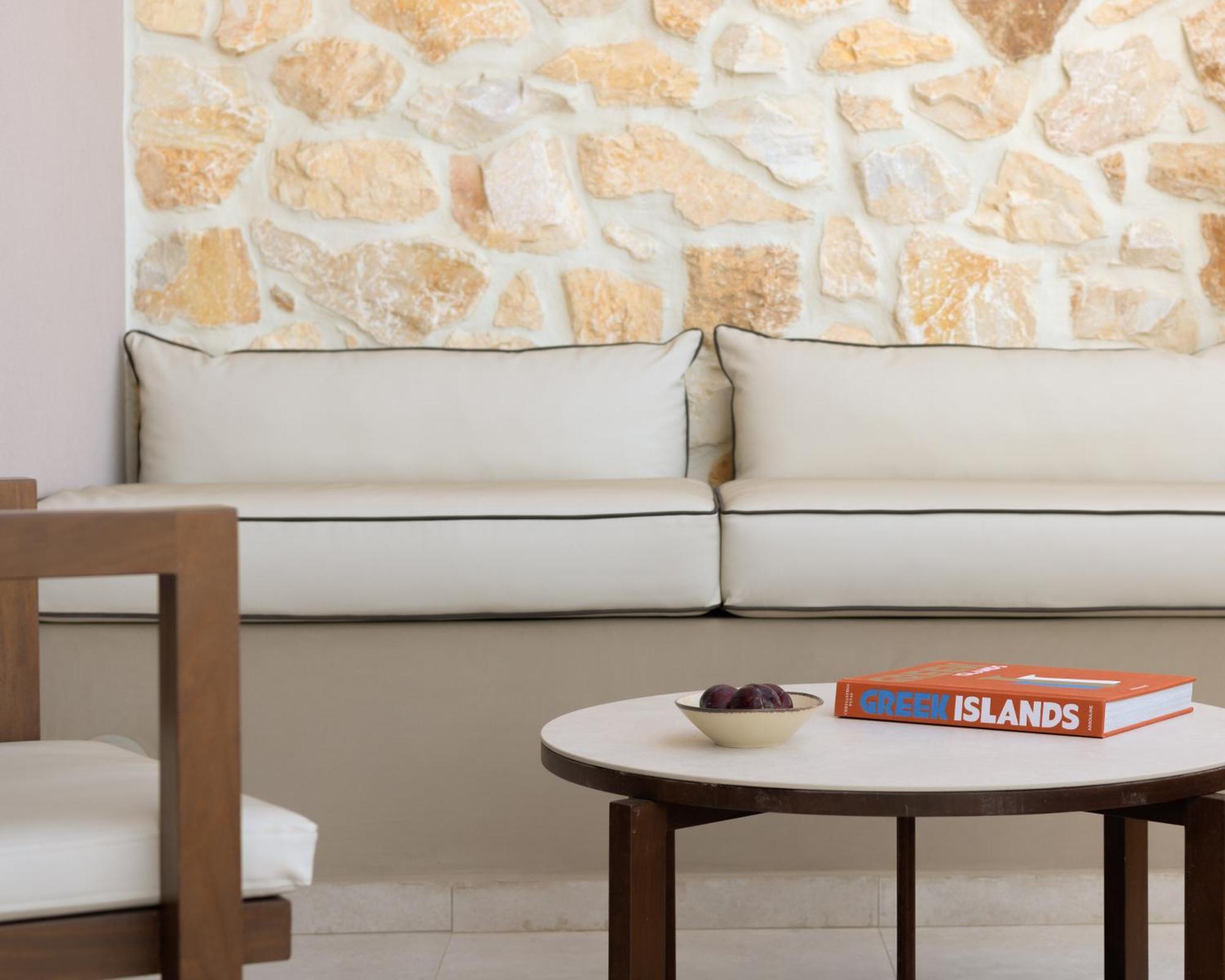 Apartment Kimata Beachfront Retreats, With Private Plunge Pools, By Thinkvilla Rethymno (Crete)