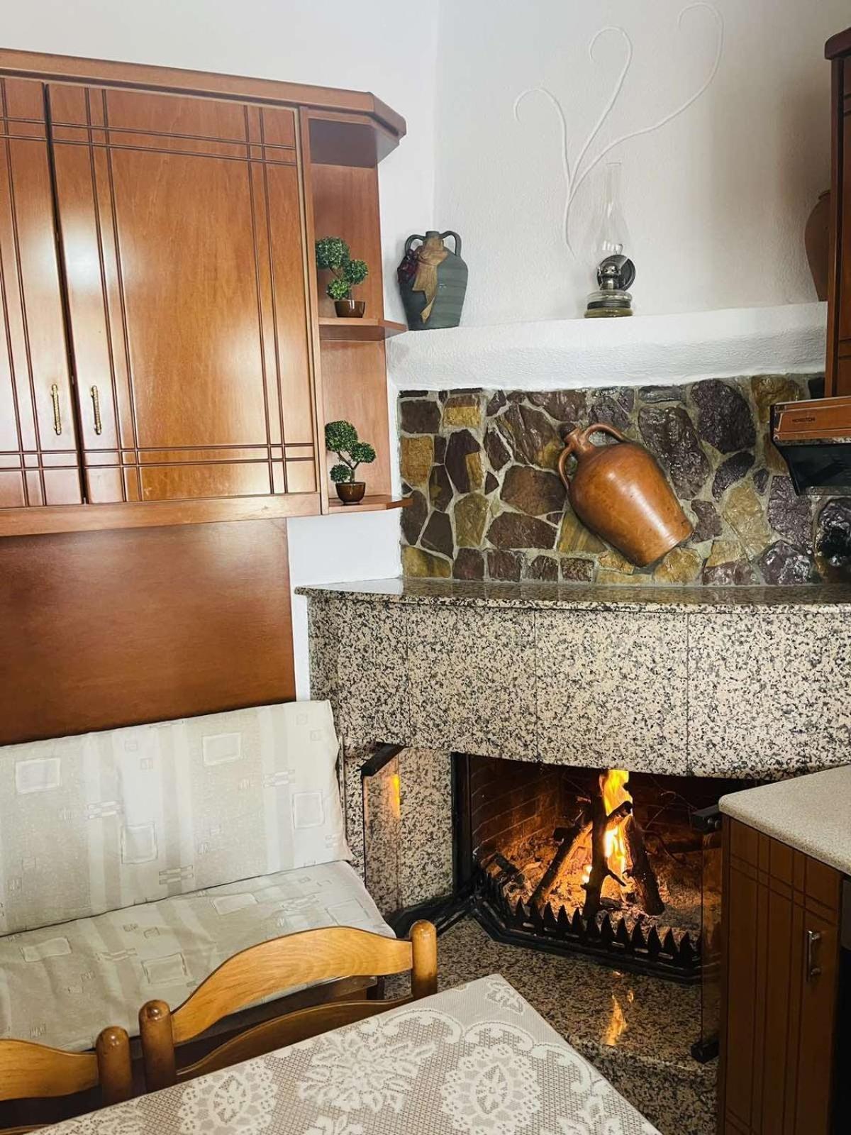 Trachos Traditional House Holiday home *