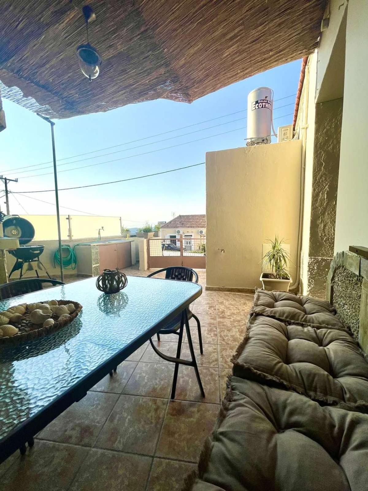 Holiday home Trachos Traditional House Salakos