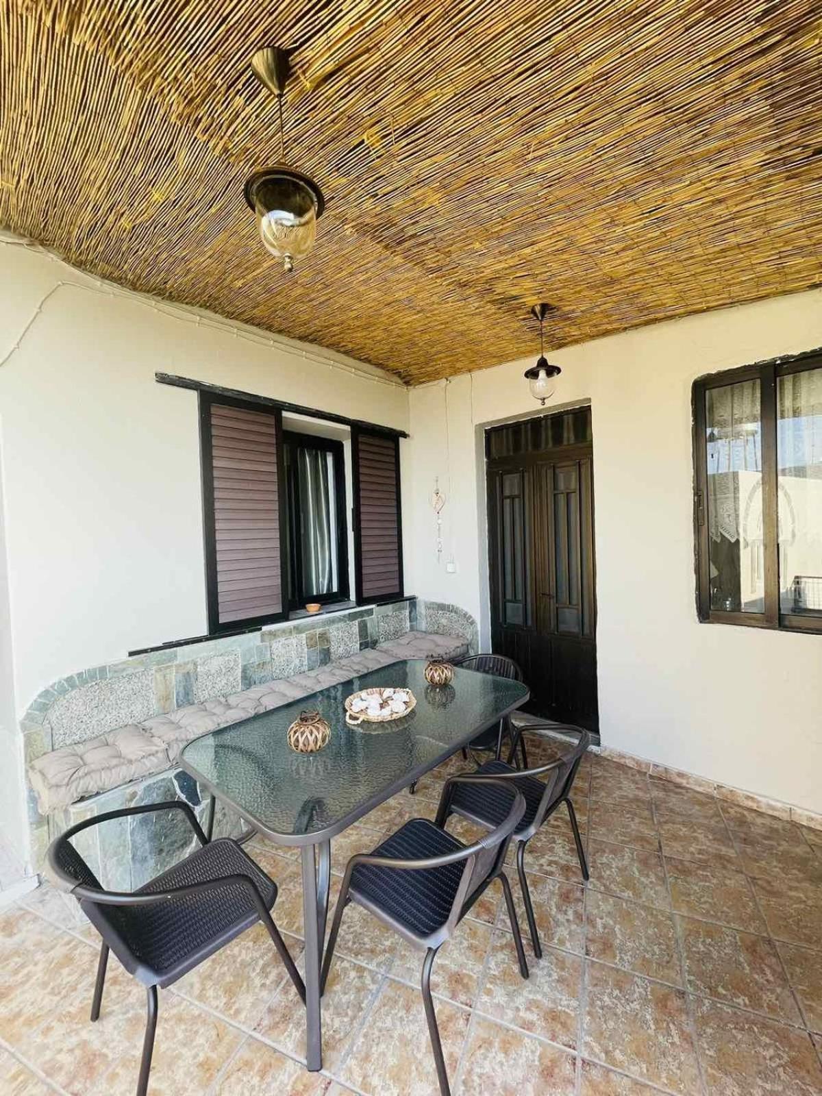 Holiday home Trachos Traditional House *