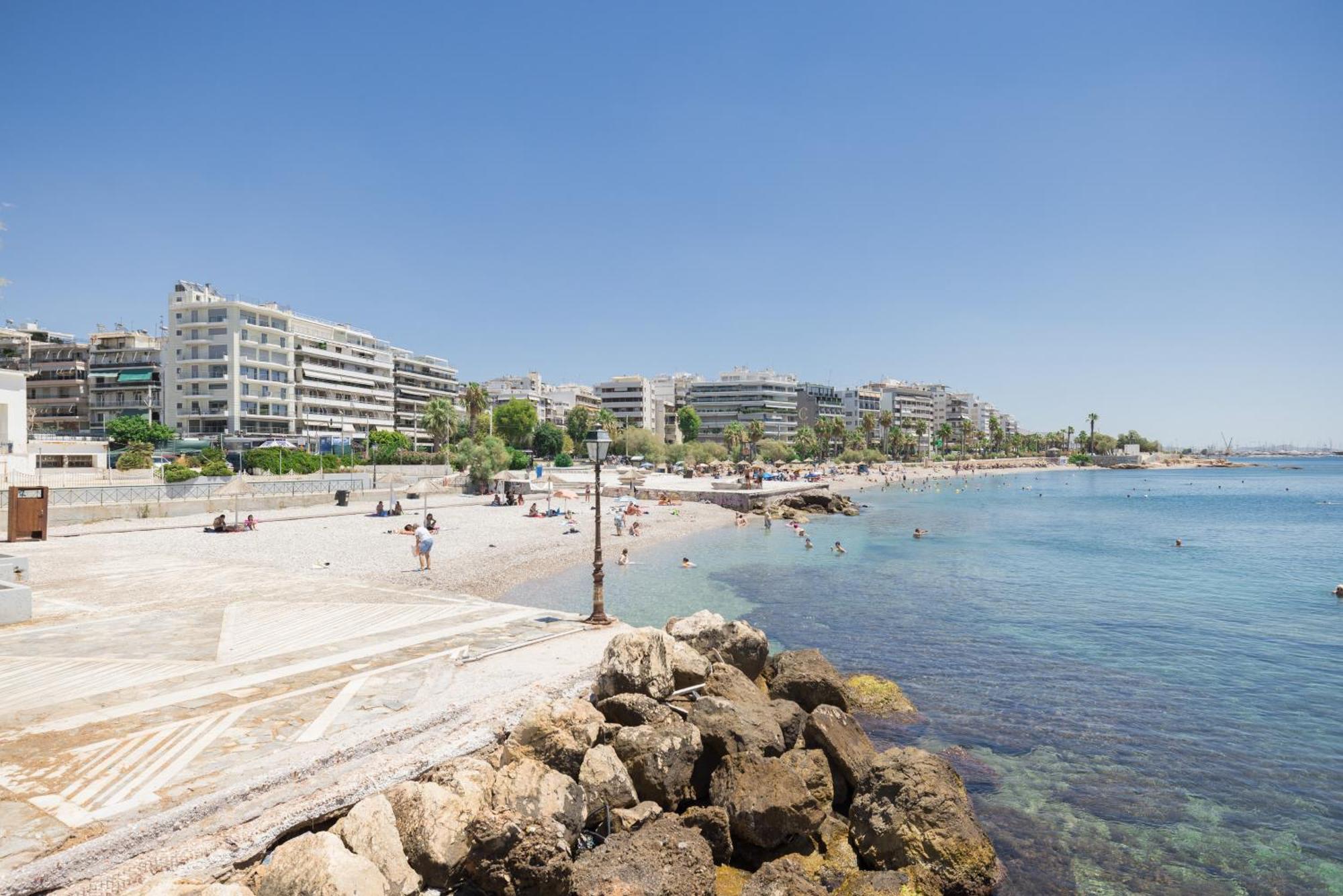 Riviera, Seaview, Beachfront, Lux On Starbucks Building Apartment *