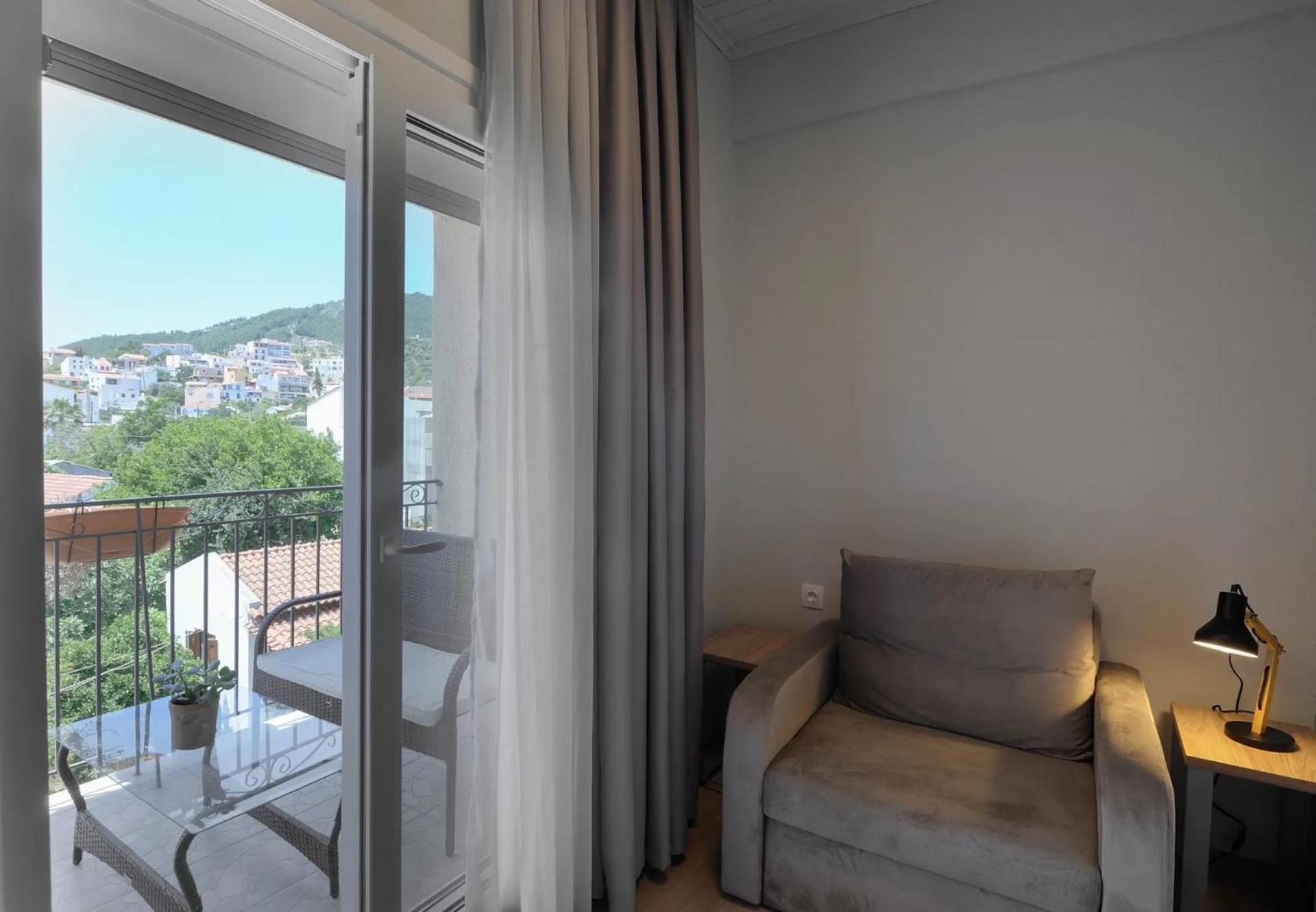Guest house Skianthion Skiathos Town