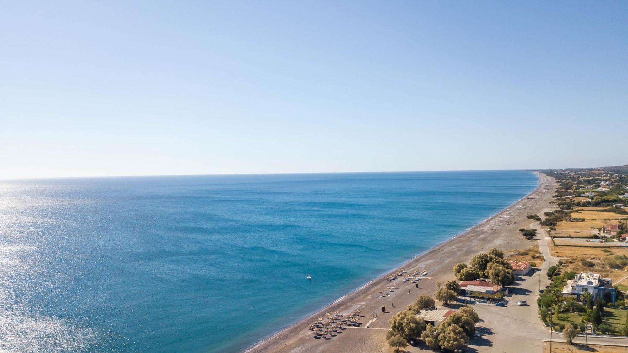 Ampelia Sea Side