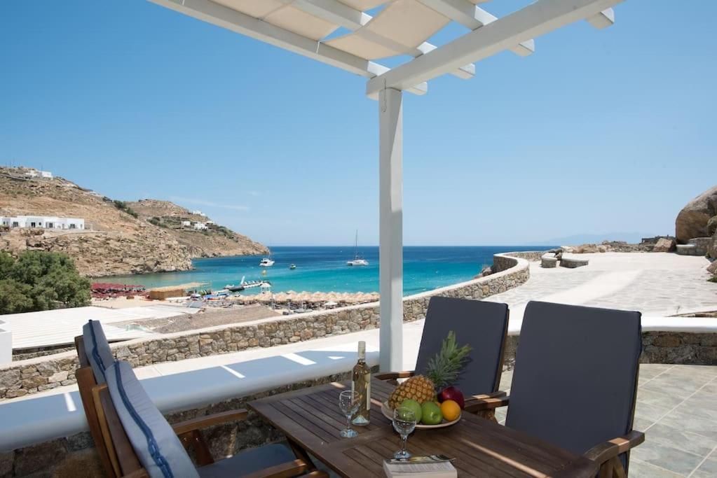 70 Steps Mykonos * Super Paradise Beach (Mykonos)