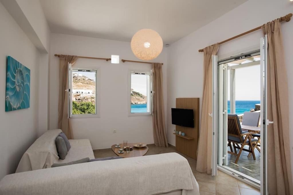 Holiday home 70 Steps Mykonos Super Paradise Beach (Mykonos)