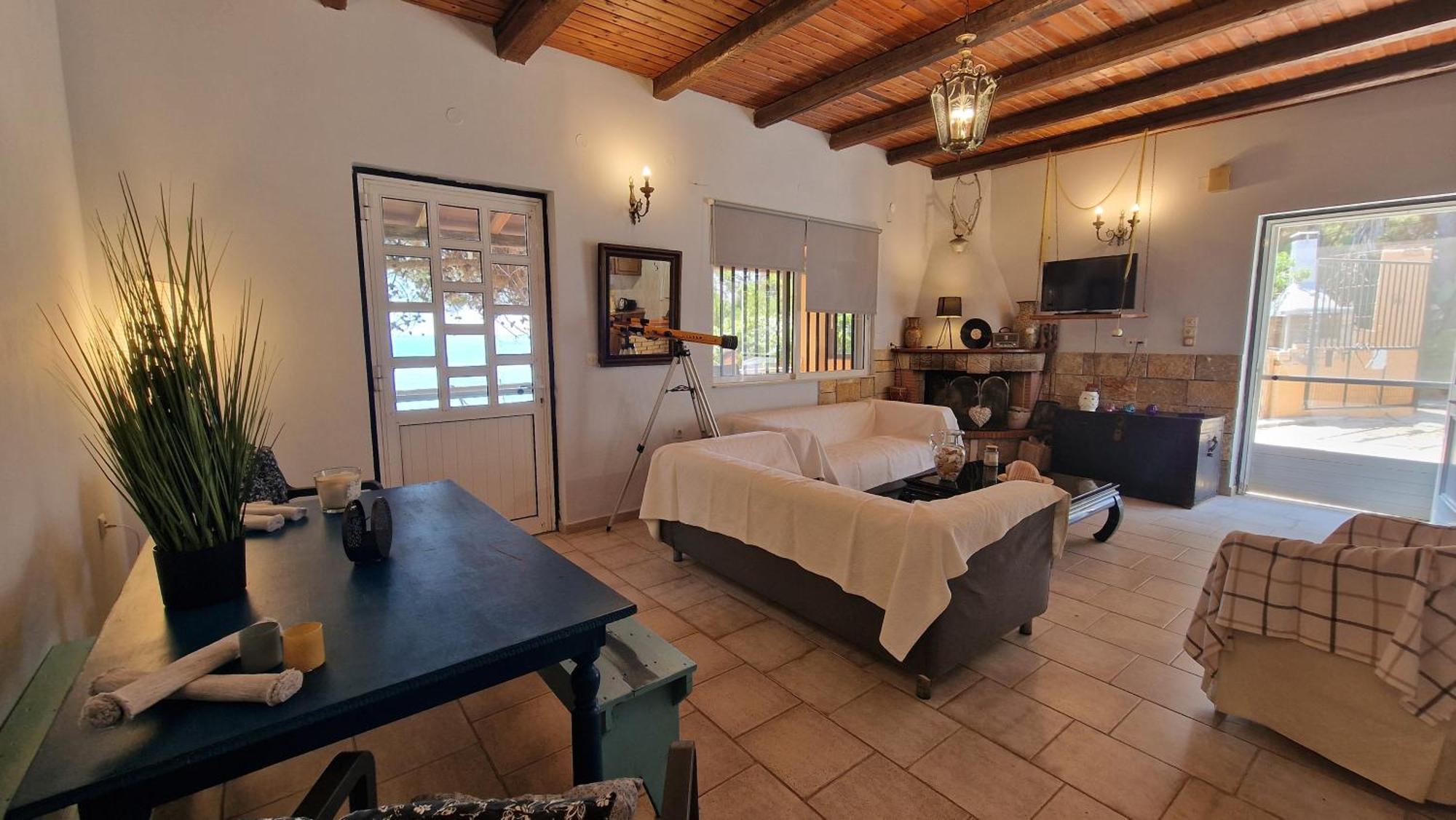 Holiday home Joanna-thanos Beachfront Agios Matthaios (Corfu)