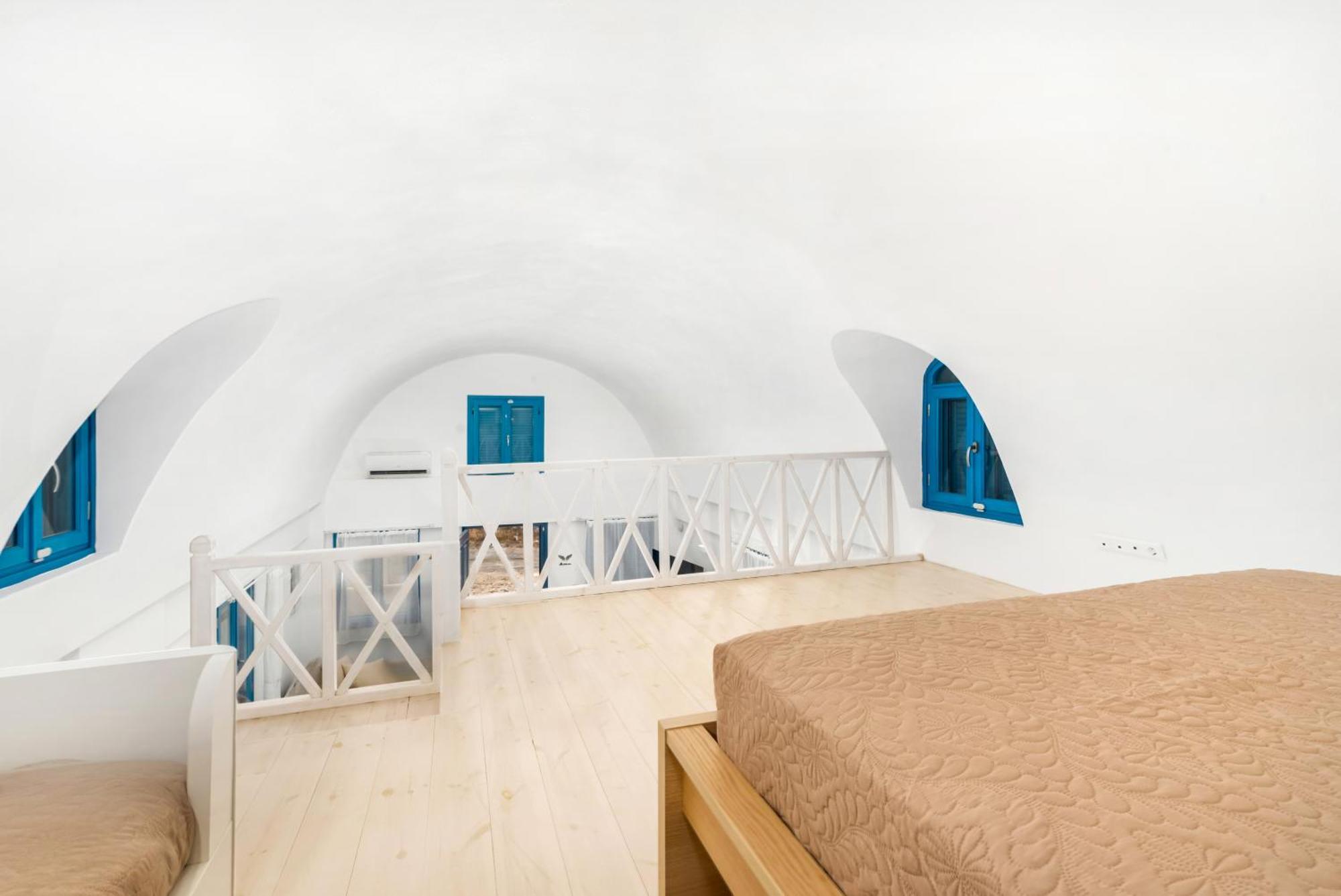 Electra Villa *