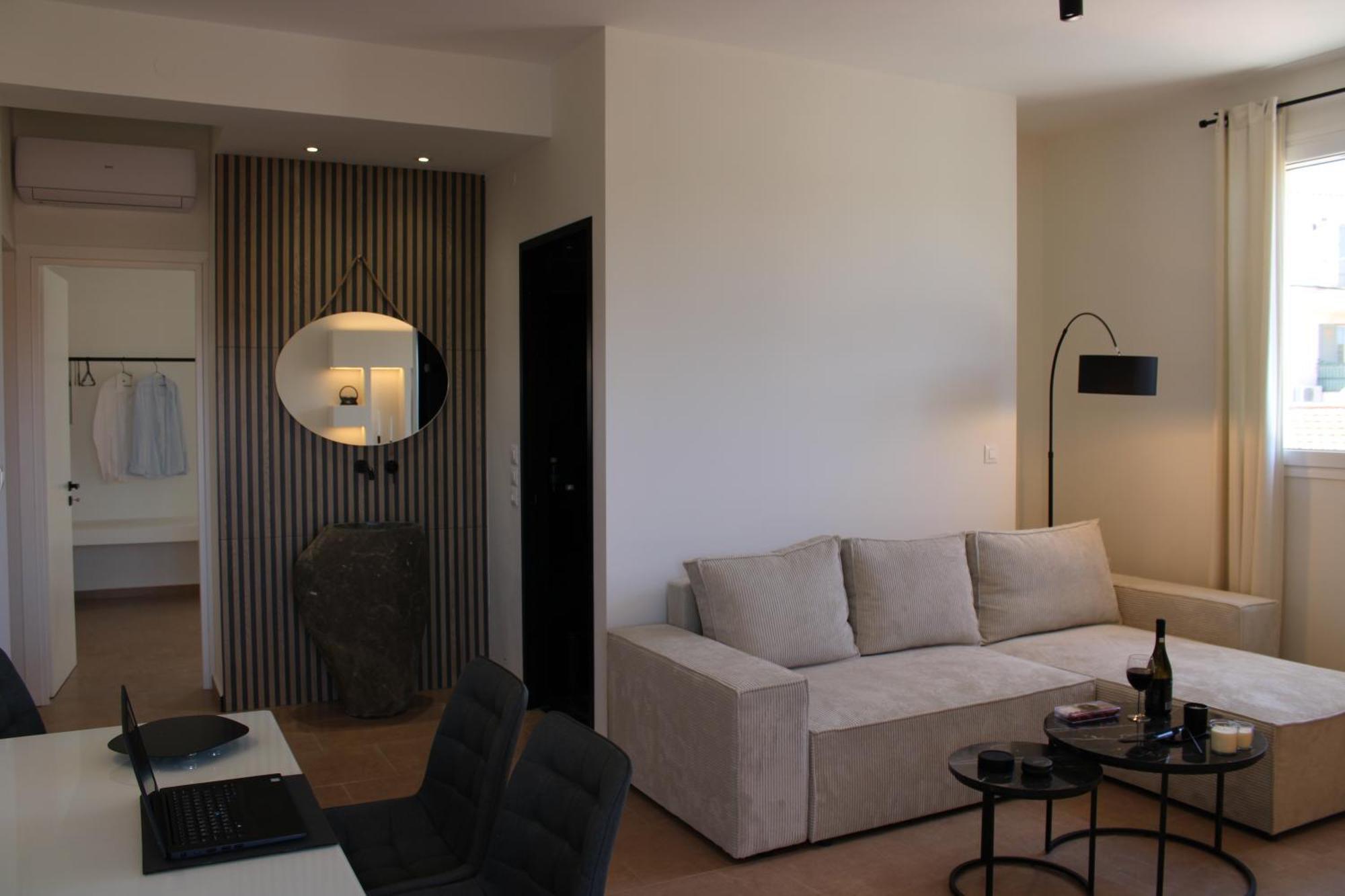 Apartment Aura Lakithra