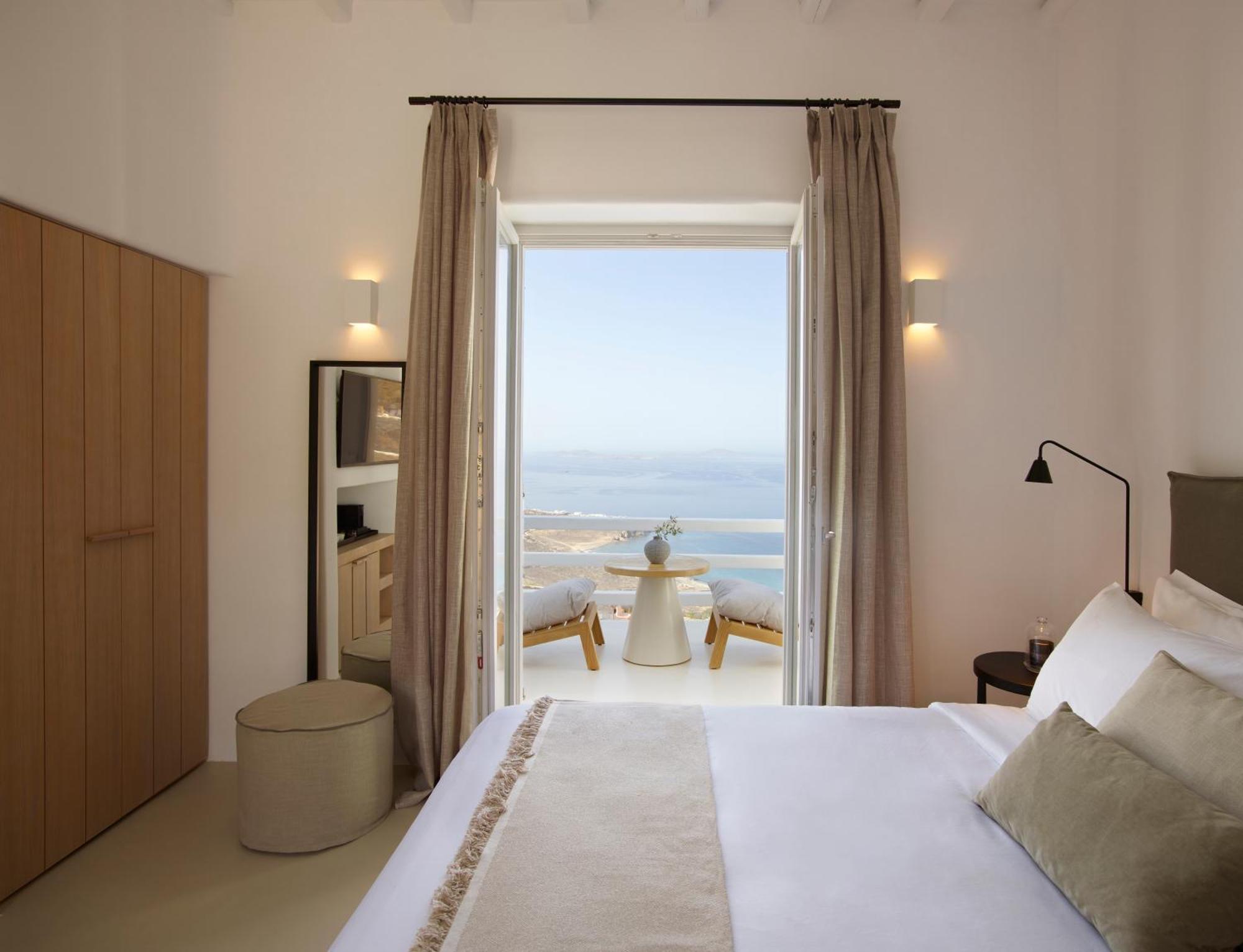 Collini Mykonos 5*