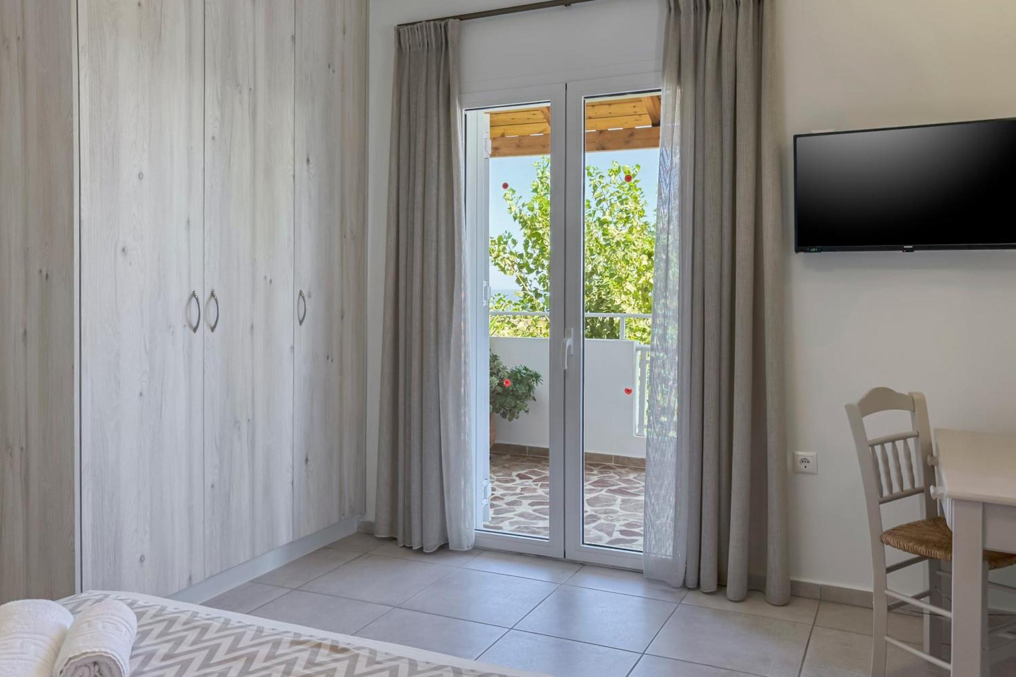 Pano Villa Stalos