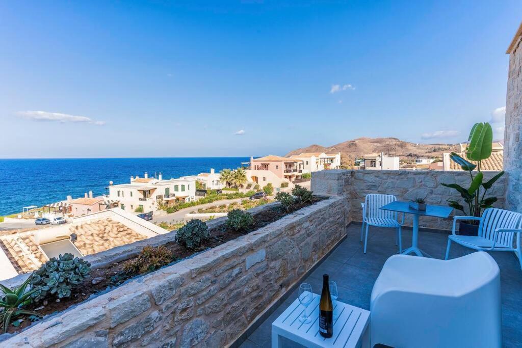 Zefyros , Seafront Retreat ! * Panormos (Crete)