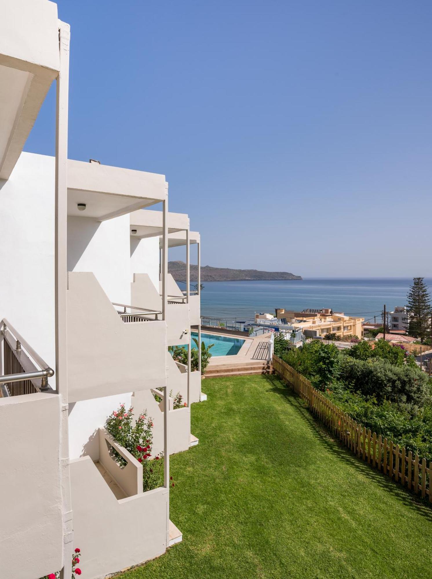 Hermes Sea View Aparthotel Stalos