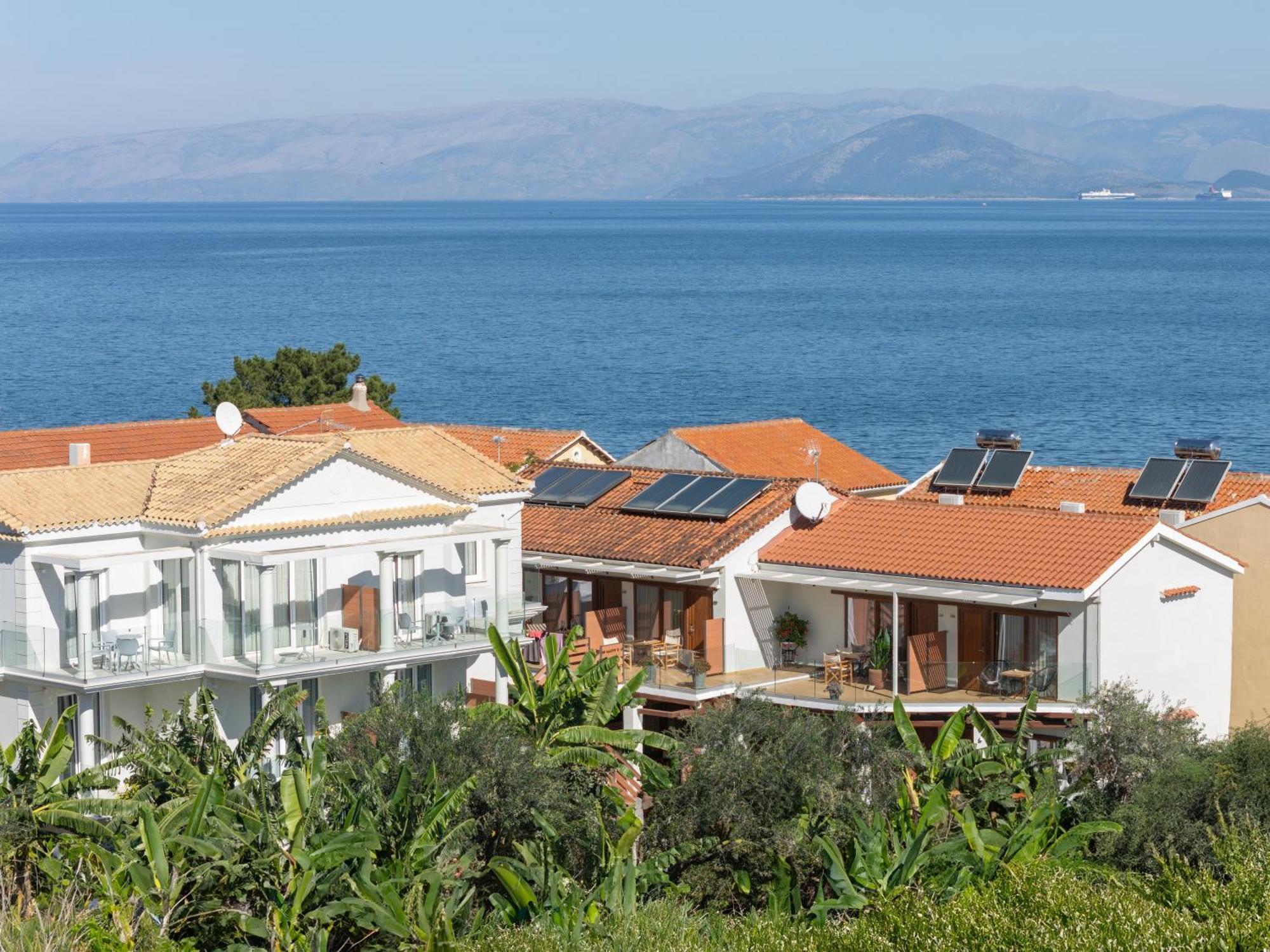 Ekati Mare Lifestyle Kavos