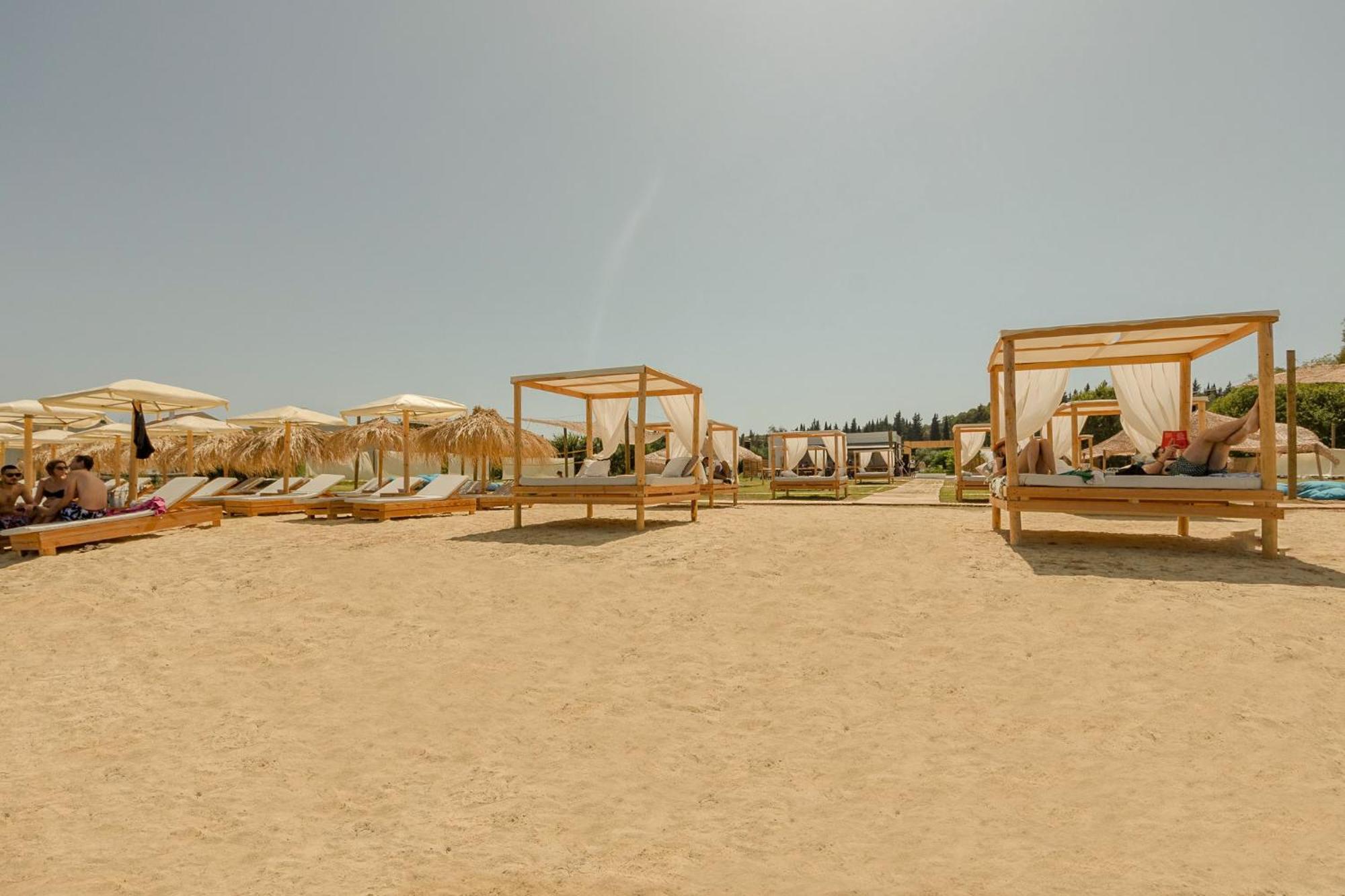 Ekati Mare Lifestyle Hotel