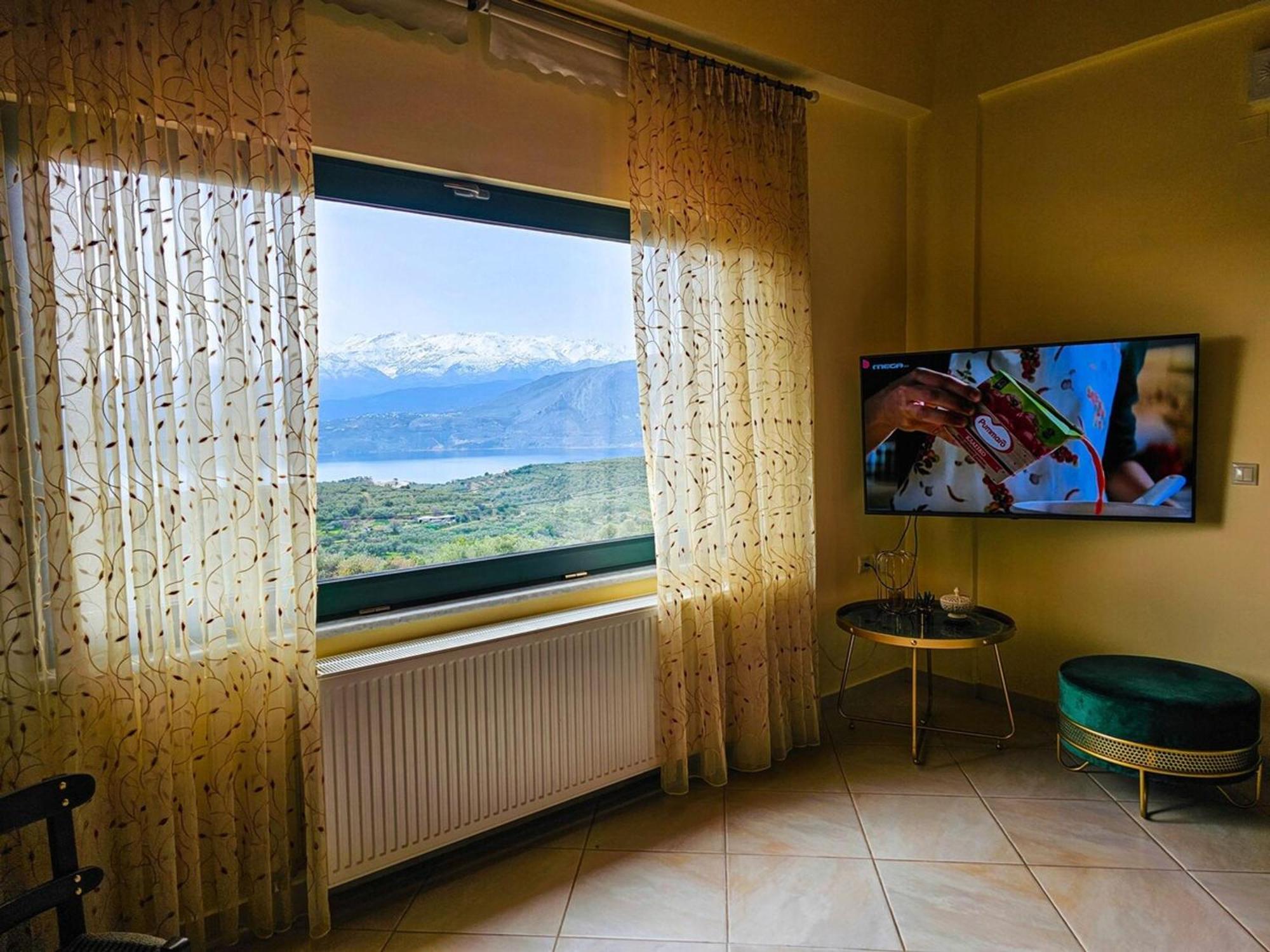 Aitheras With Sea Views And Garden * Sternai