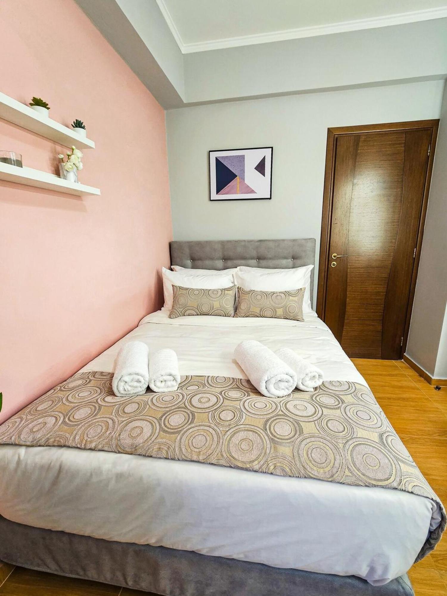 Aitheras With Sea Views And Garden Villa