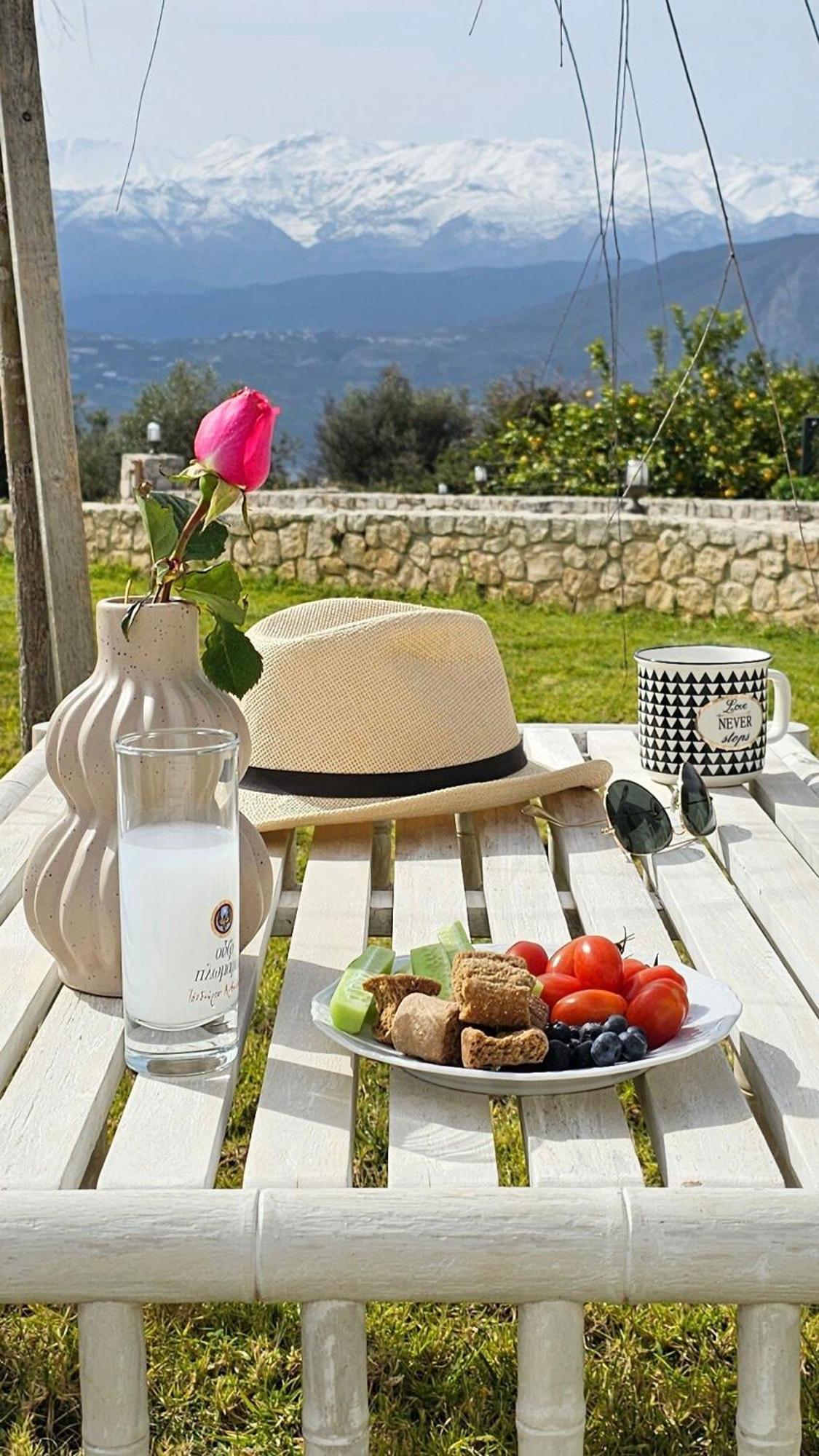 Aitheras With Sea Views And Garden * Sternai