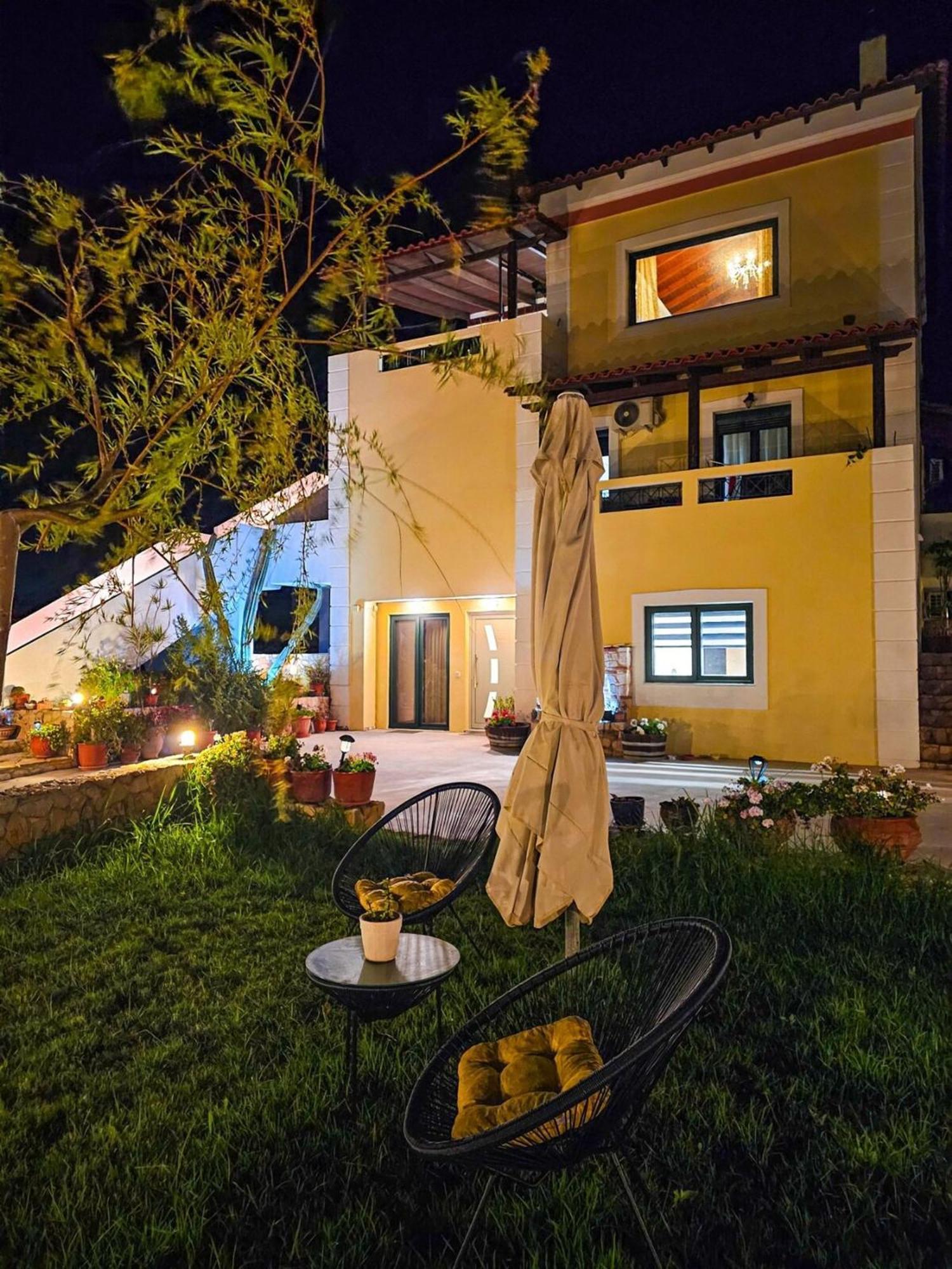 Aitheras With Sea Views And Garden Villa