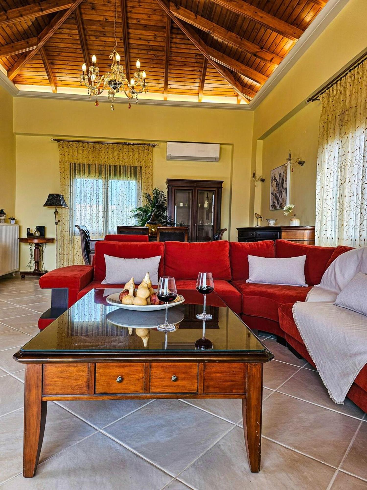 Villa Aitheras With Sea Views And Garden Sternai