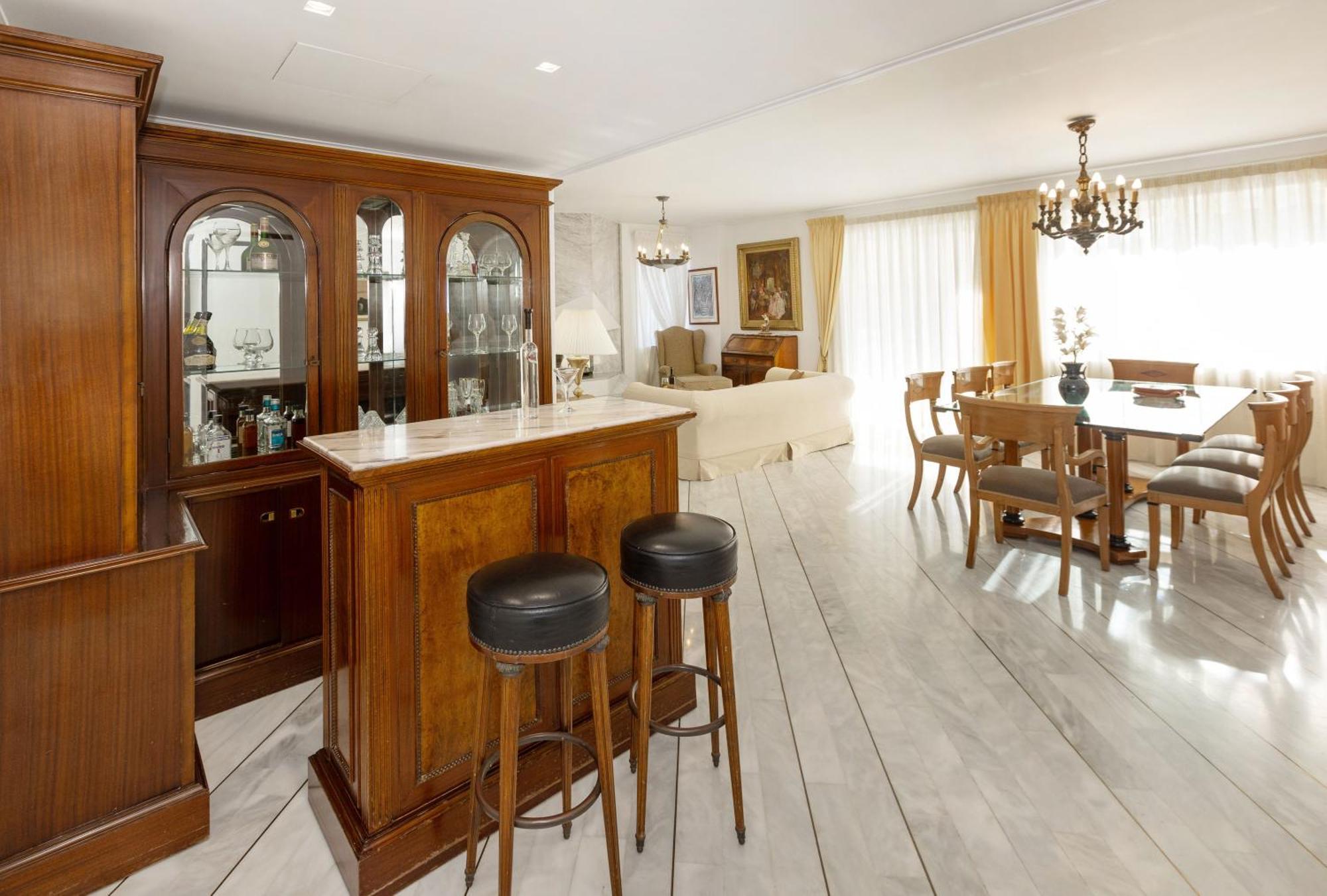Sea View Elegant Apartment Athens