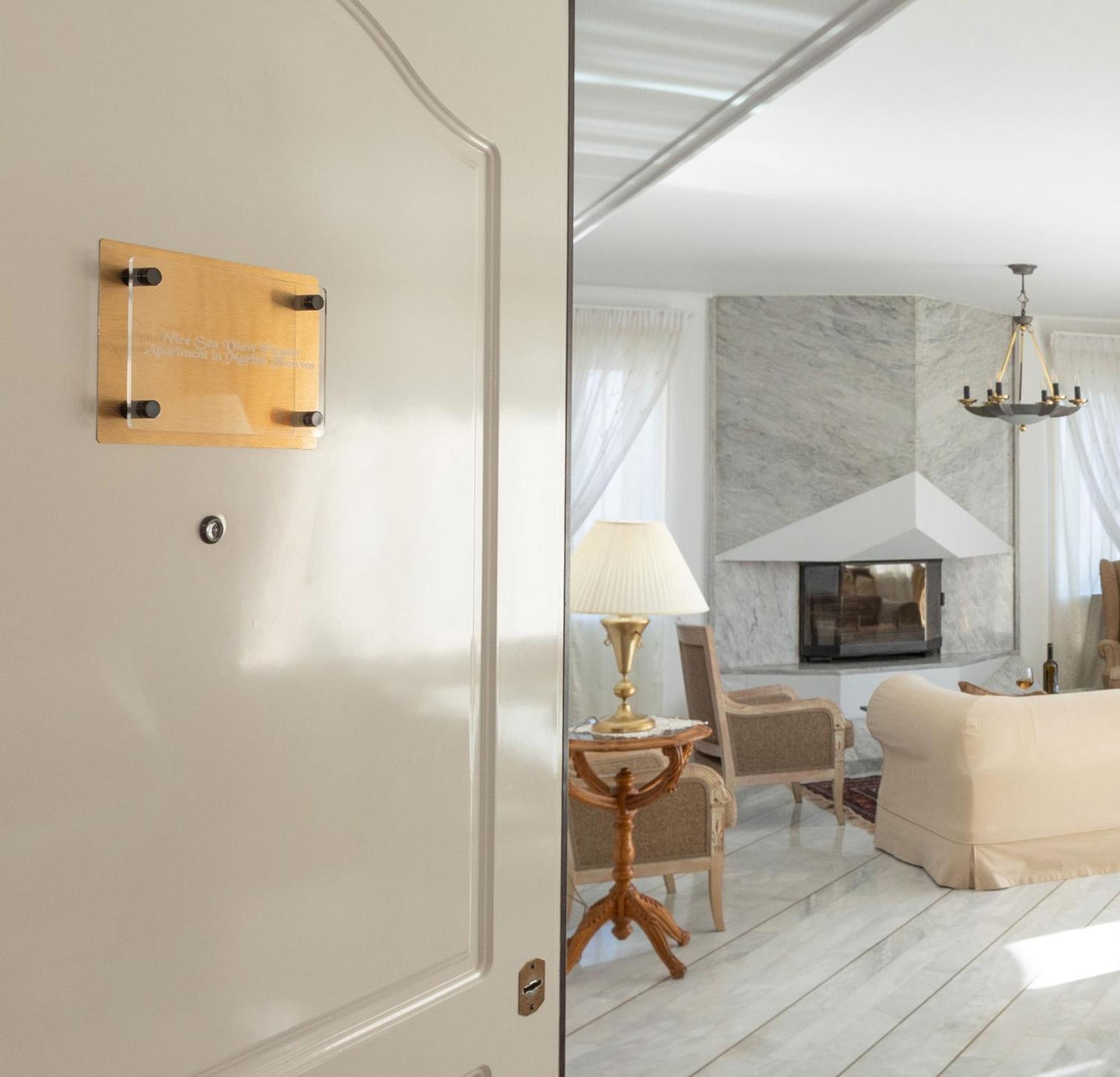 Sea View Elegant Apartment