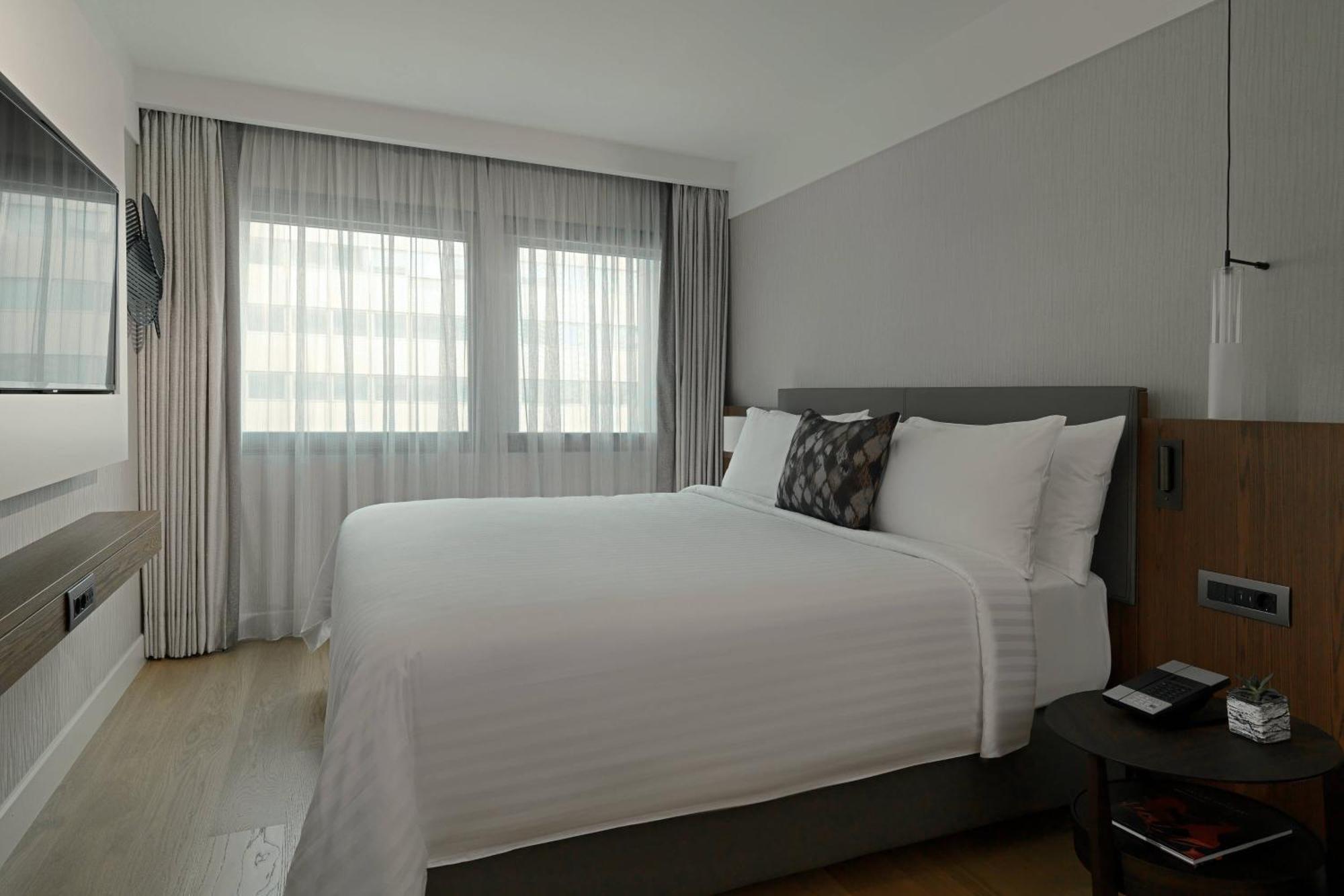 Marriott Hotel 5*