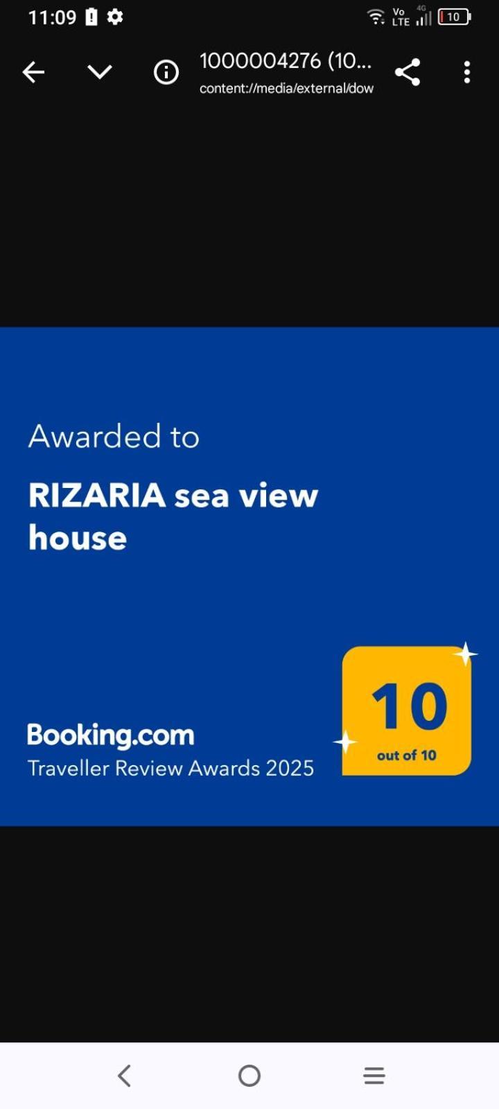 Rizaria Sea View House *