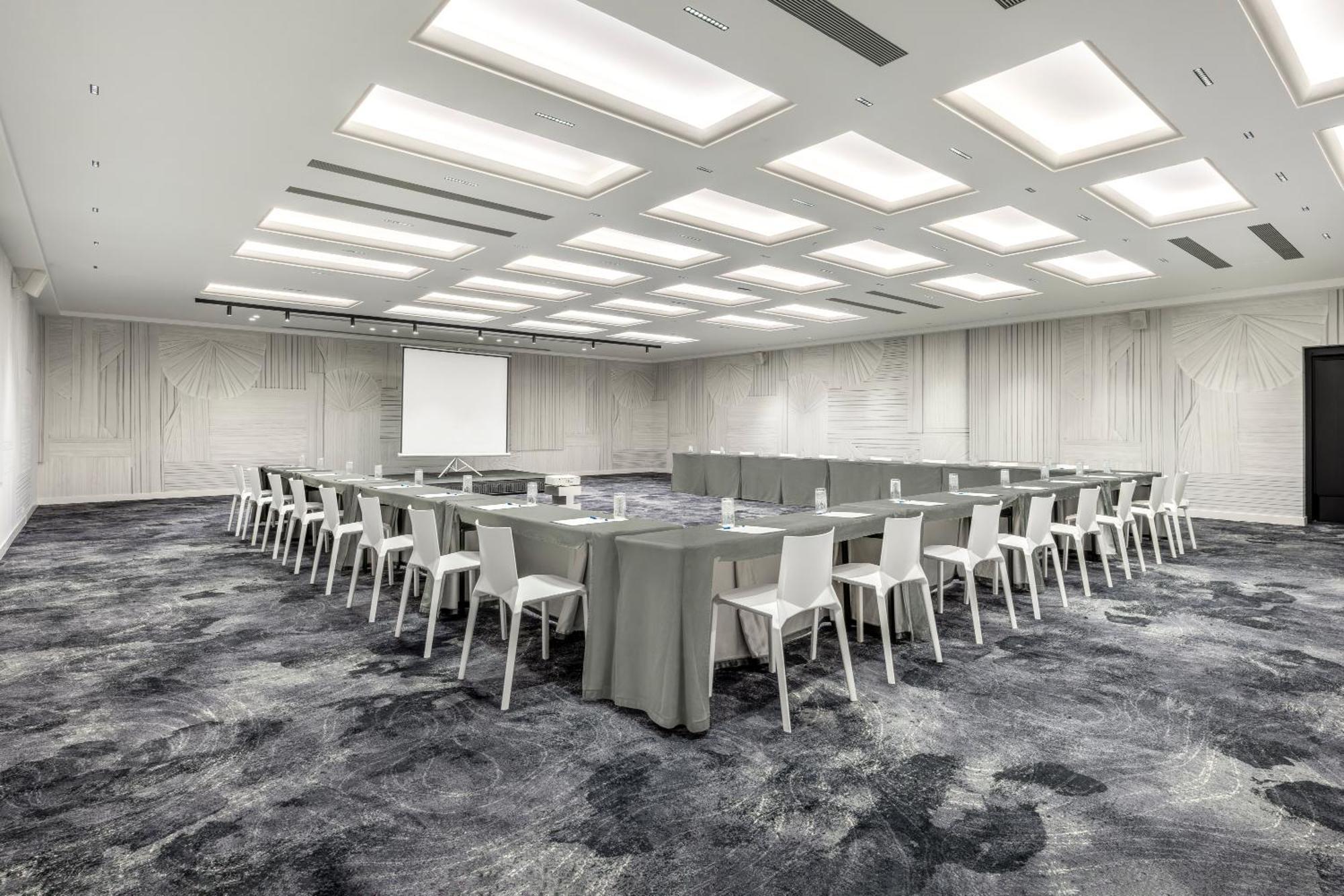 President 4* Athens