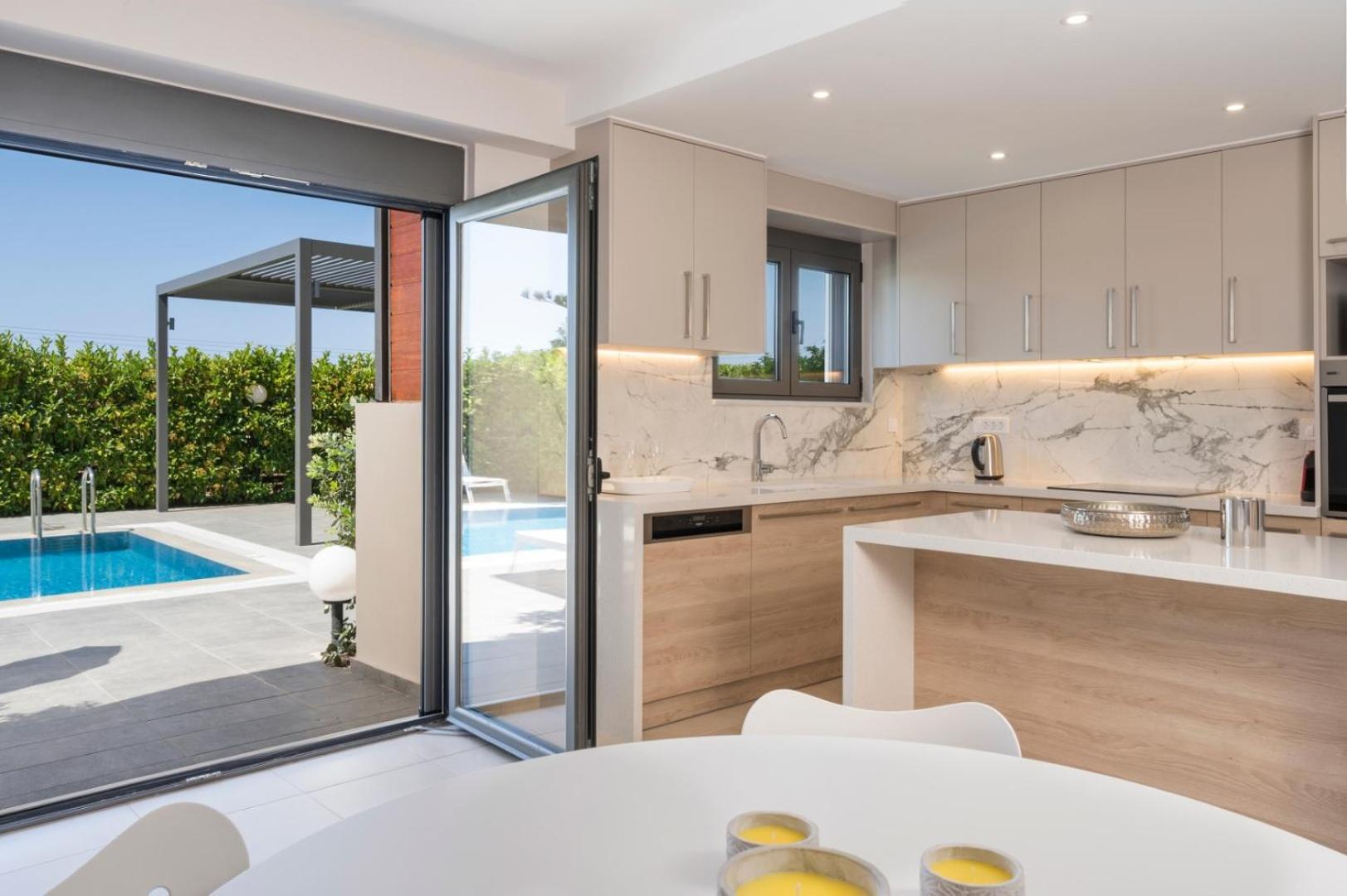 Luxury Near The Sea Meliti Luxury Villa Kato Daratso