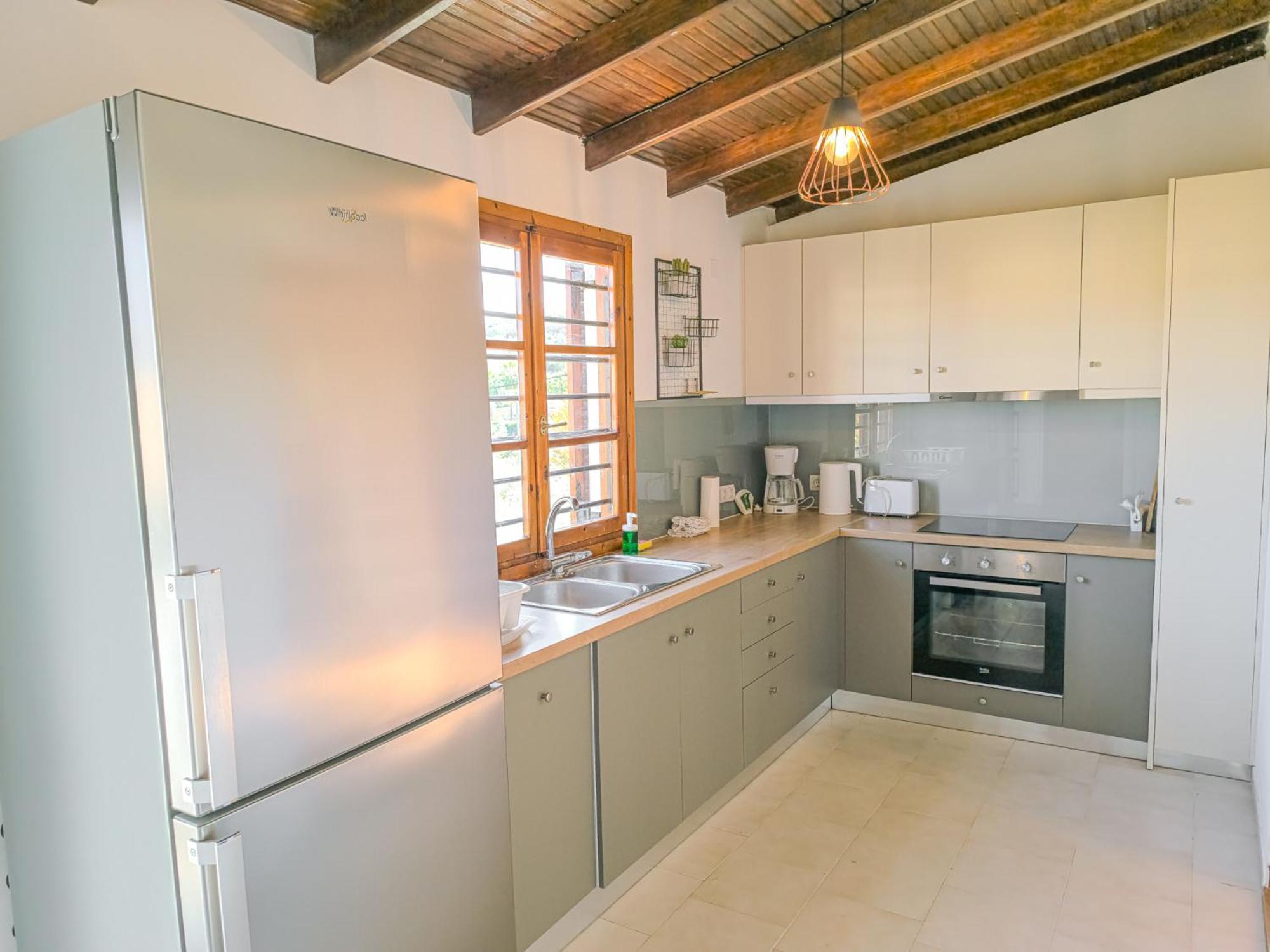 Charming House 8 Minutes Walk From Almyrida