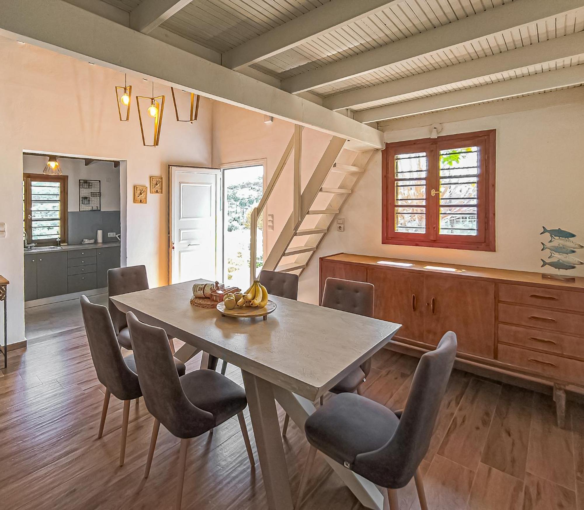 Charming House 8 Minutes Walk From Almyrida *