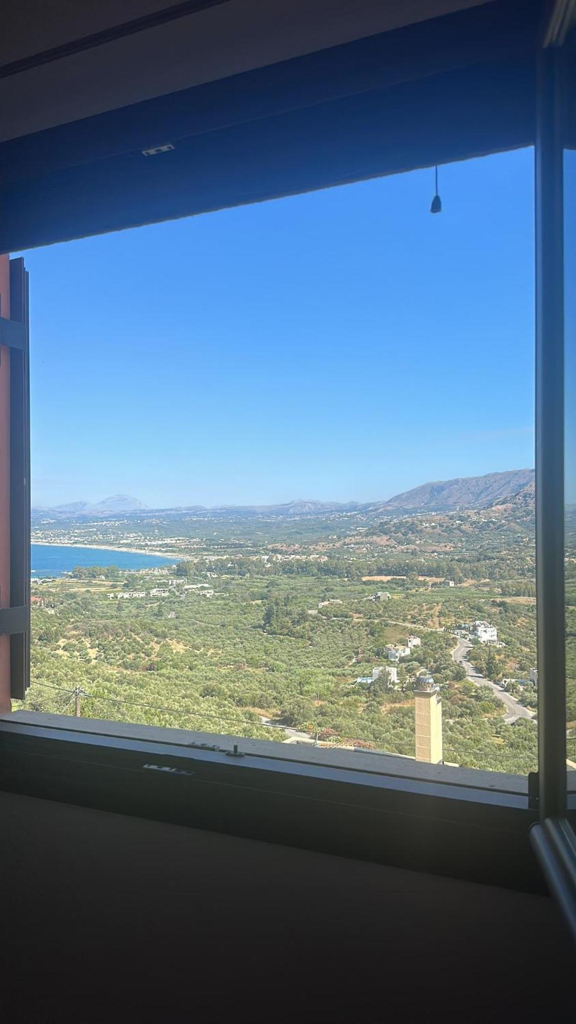 With Fantastic View Apartment